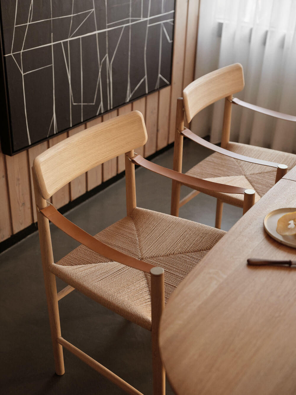 Funktionaler J186 Hesbjerg Stuhl von FDB Møbler, Eiche geölt/Naturgeflecht – elegant im modernen Interieur