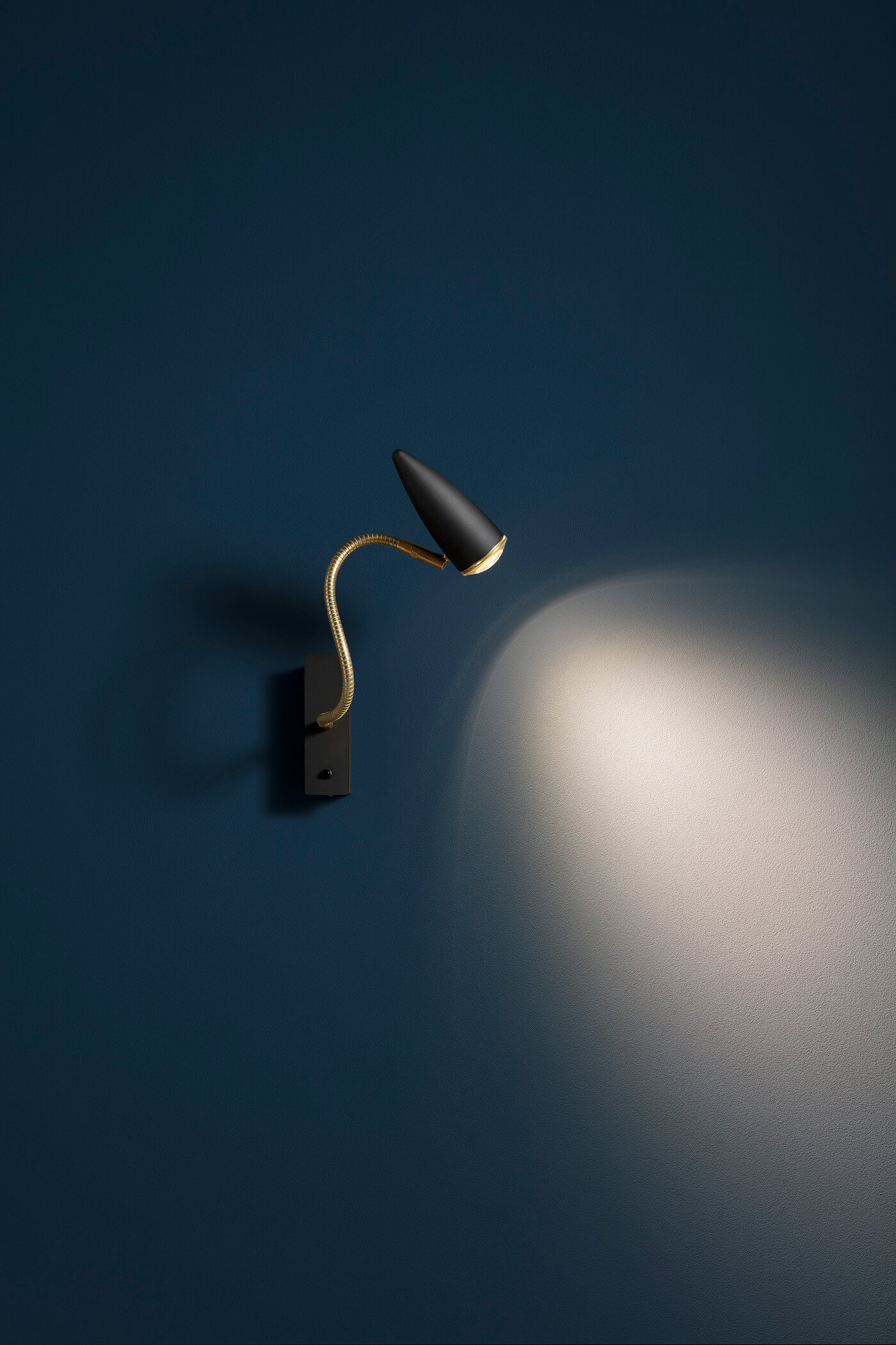 CicloItalia Flex W1 Wandleuchte, schwarz