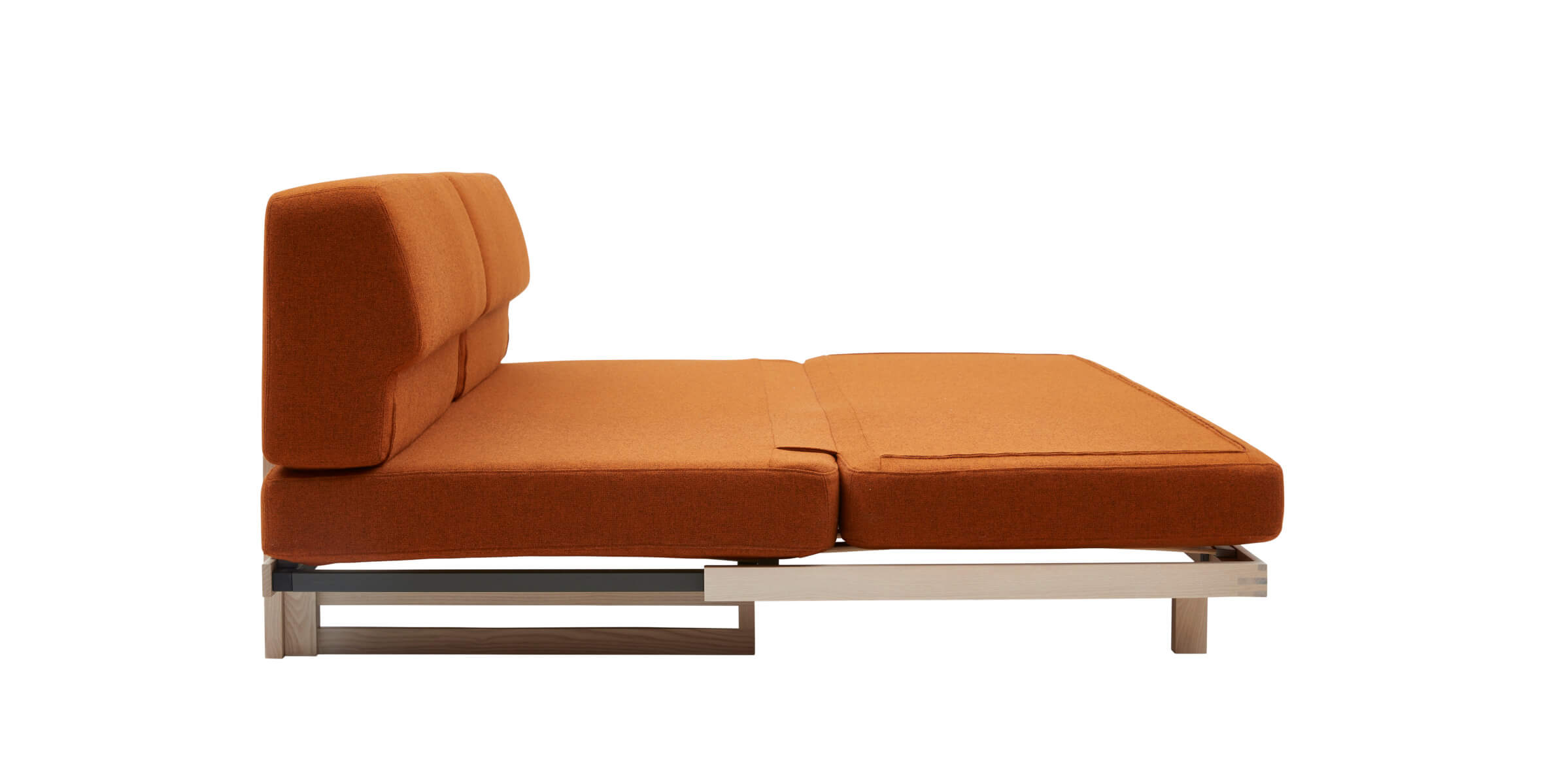 Stilvolles Softline Zenzo Sofa mit klarer Formensprache und hohem Sitzkomfort