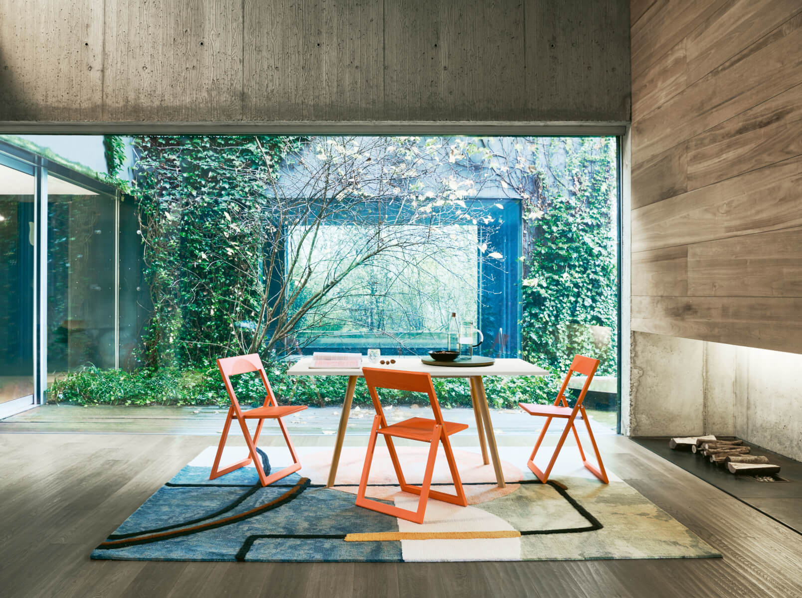 Magis Aviva Klappstuhl – Platzsparendes Design Magis Aviva Klappstuhl, klappbar und platzsparend, hochwertig verarbeitet – elegant für Wohn-, Ess- oder Outdoor-Bereich