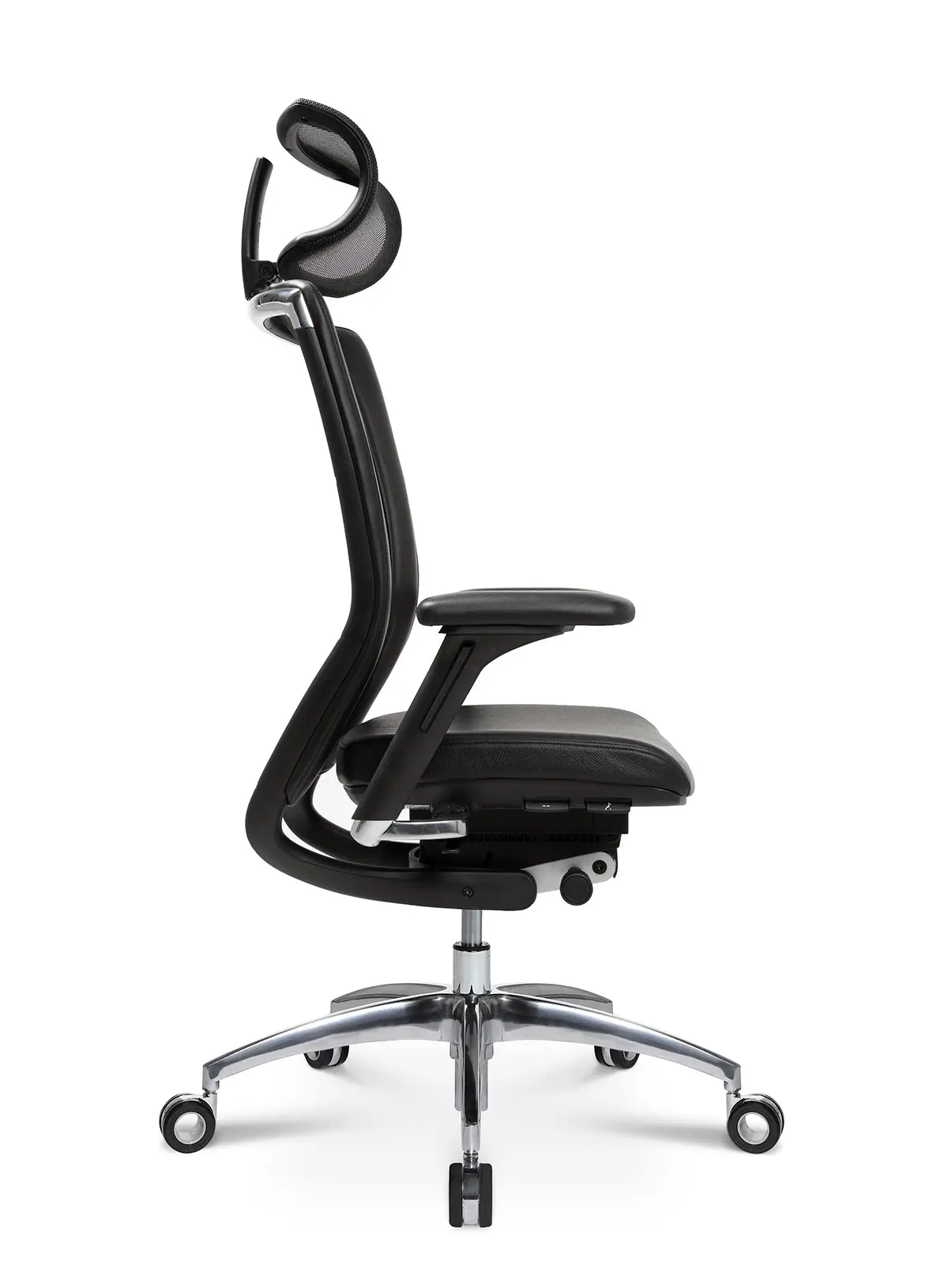 Seitenansicht des Wagner Titan Limited Bürostuhls mit ergonomischer Netzlehne und Kopfstütze