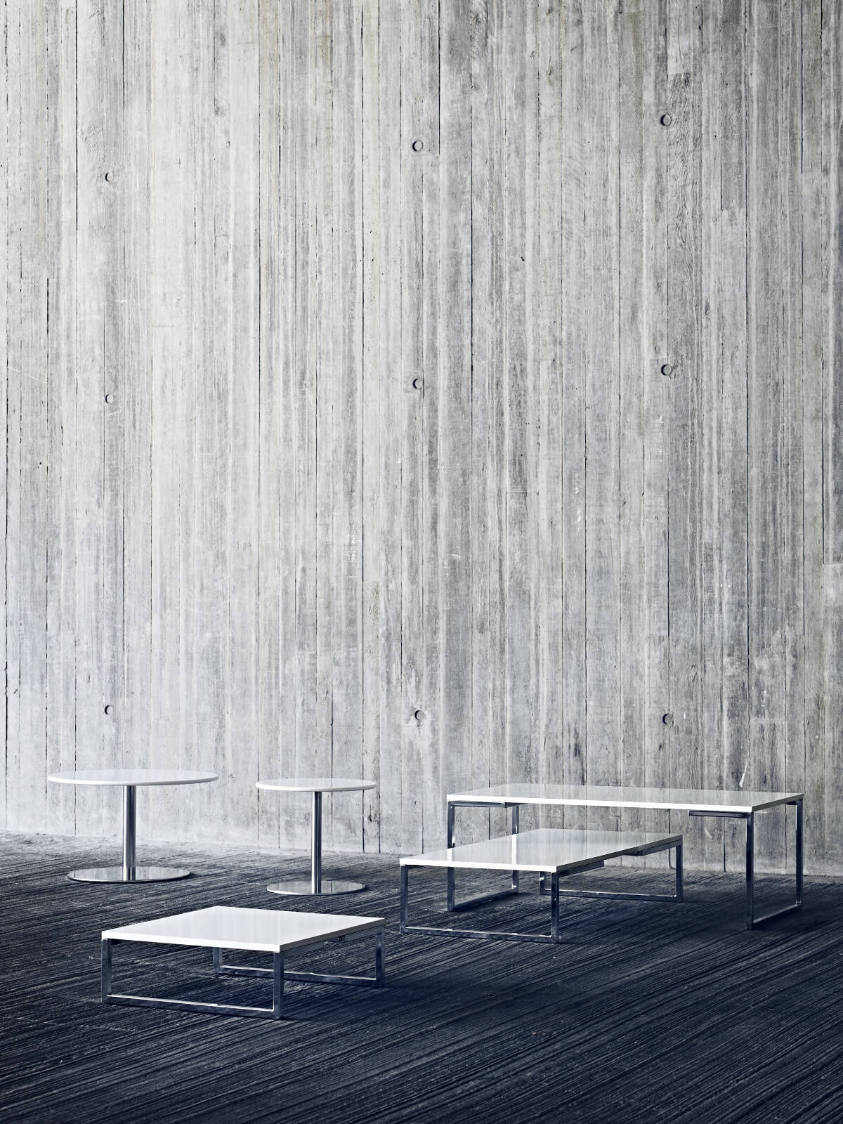 Moderner Hello Beistelltisch von Softline, stilvoller Designer-Beistelltisch für Wohnzimmer und Lounge