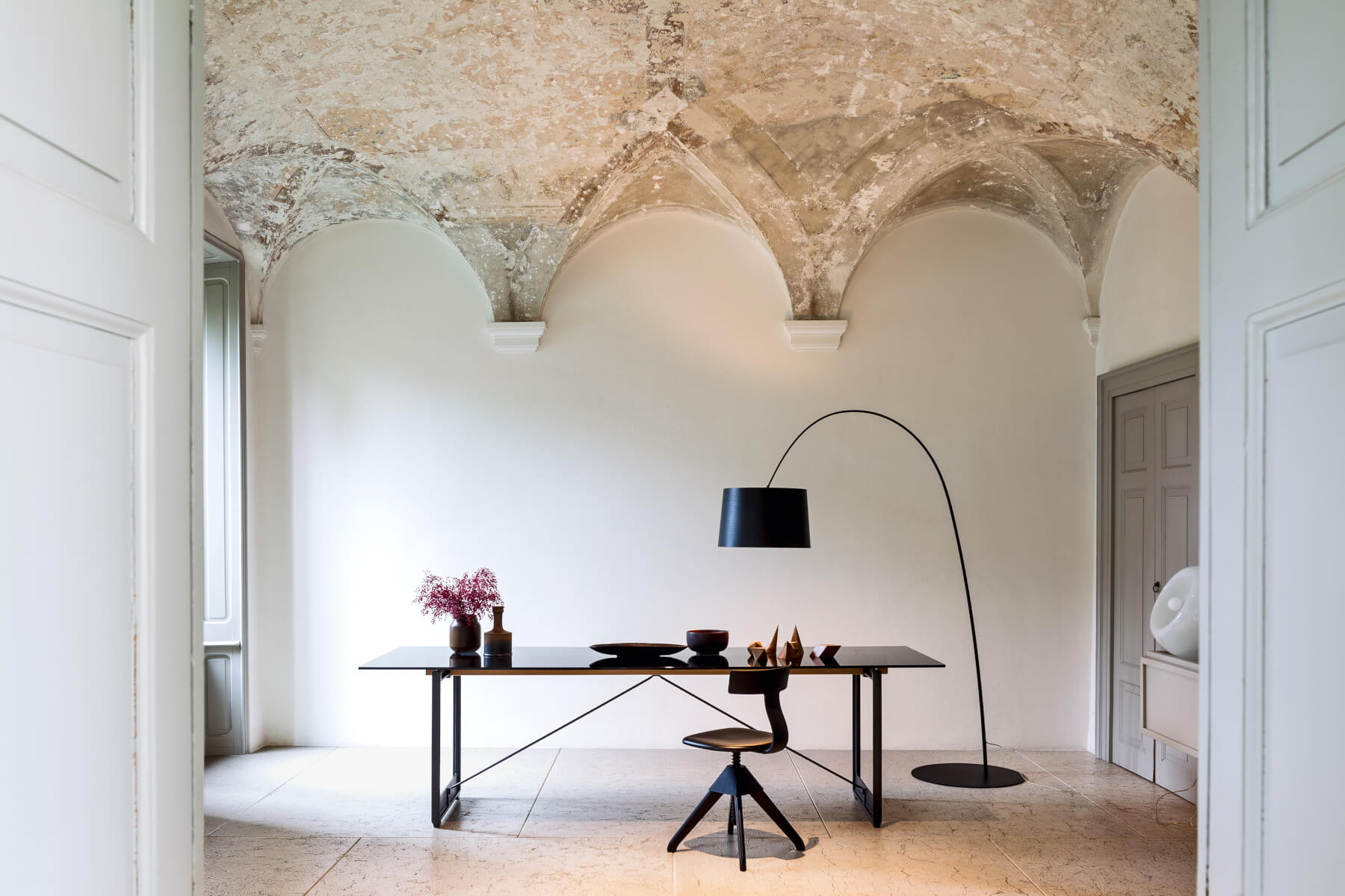 Magis Tuffy Stuhl mit klarer Linienführung, robust und hochwertig – modernes Design von Magis für jeden Raum