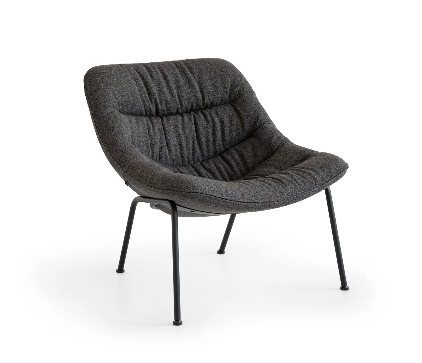 Noti Mishell Soft Sessel mit Rohrbeinen in Grau als freigestellte Produktansicht