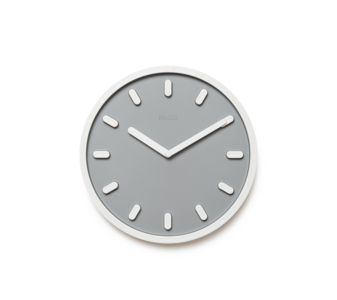 Magis Tempo Wanduhr in Grau – modernes Design mit klarer, minimalistischer Ästhetik für stilvolle Innenräume