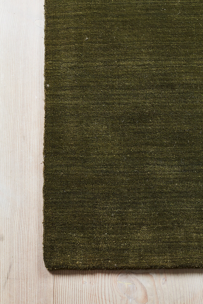 Earth Teppich, 250 x 300 cm, moss green