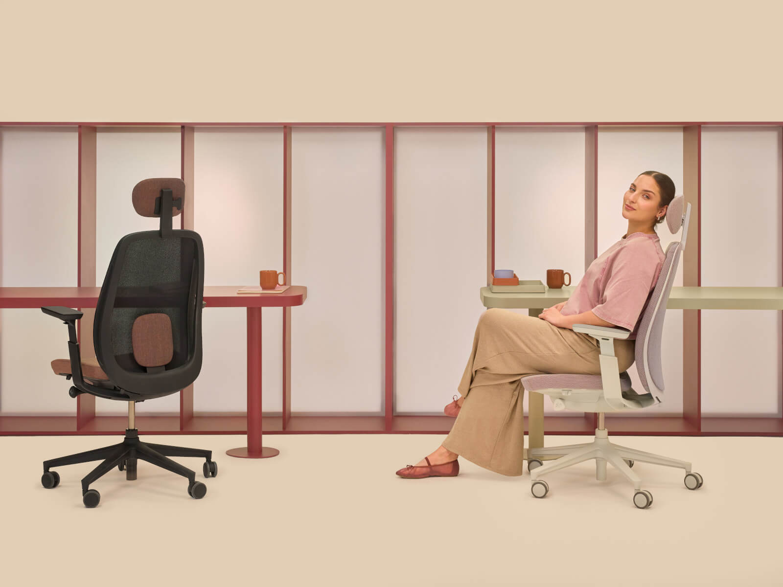 Hochwertiger Profim Pace 101SFL Bürostuhl mit gepolsterter Rückenlehne, Sitzfläche und Kopfstütze