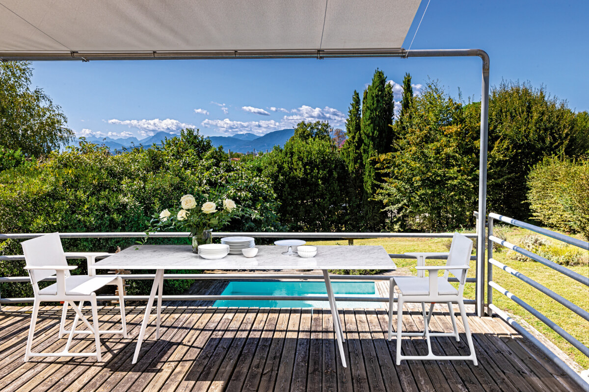 Magis Stanley Regiestuhl – Hochwertige Italienische Qualität Magis Stanley Regiestuhl, stilvoll und funktional, hochwertig verarbeitet – modernes italienisches Interieur und Outdoor