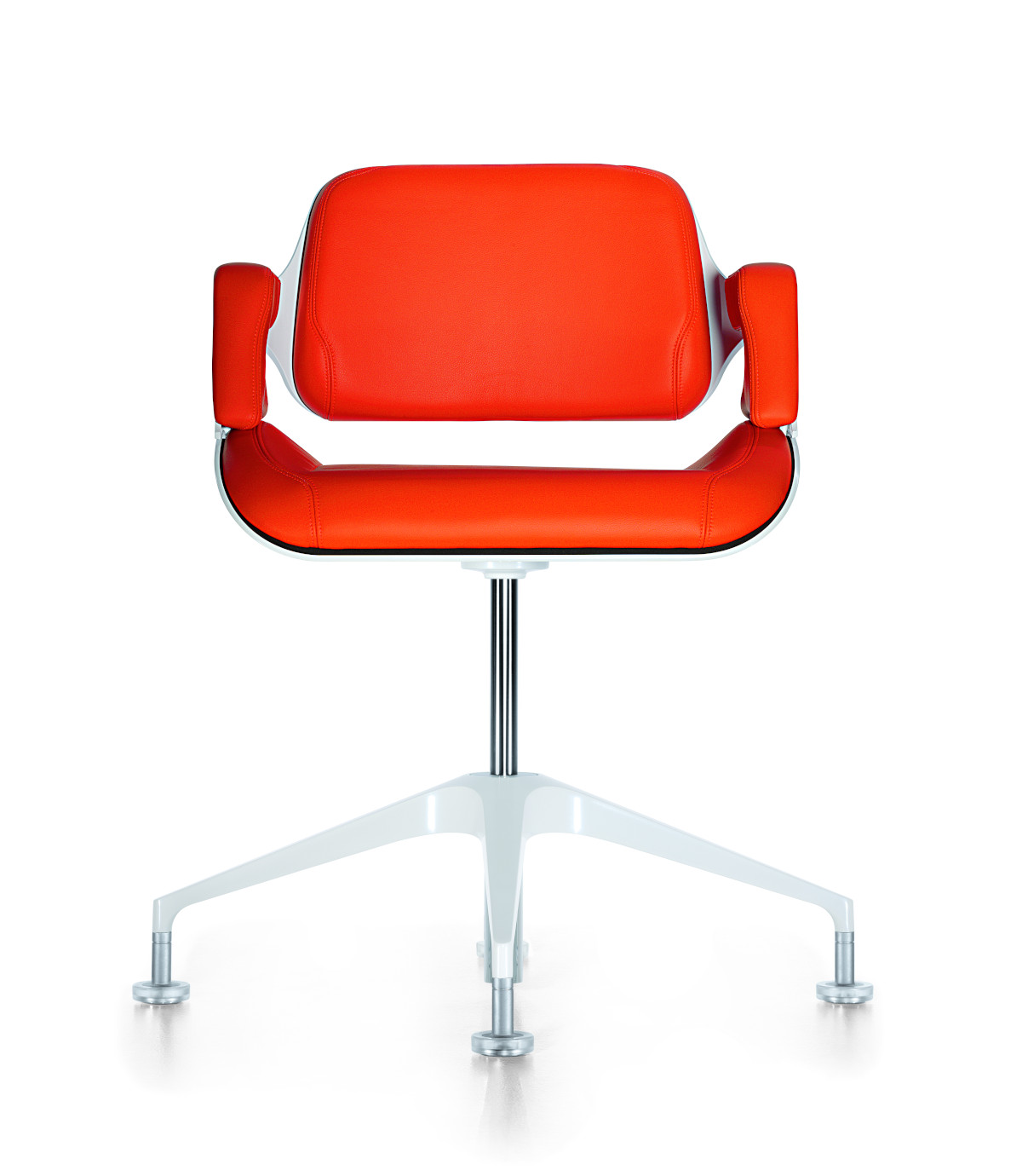 Silver 101S Konferenzstuhl von Interstuhl mit Aluminiumrahmen, edlem Leder und langlebiger Qualität für Konferenzräume