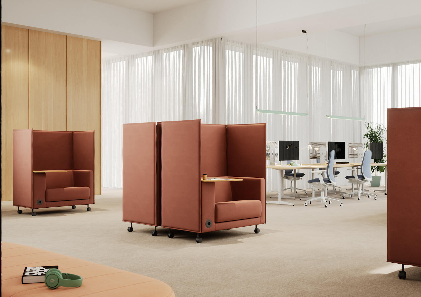 Zeitloser Profim Vancouver Lite VL 1,5 Sessel mit komfortabler Polsterung und robusten Rollen für flexible Nutzung.