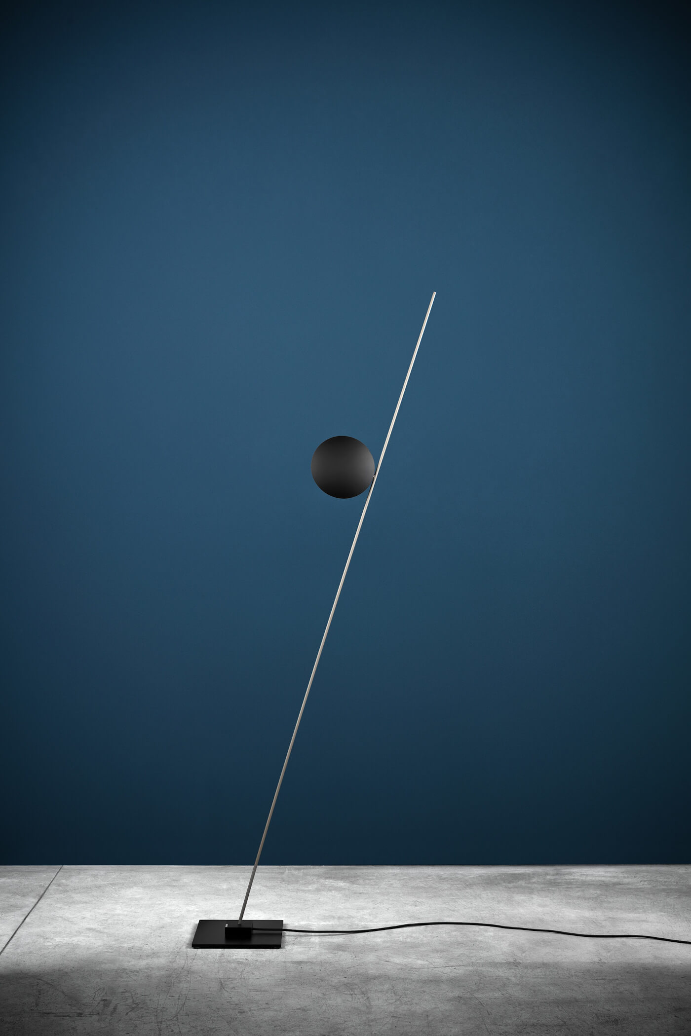 Lederam F1 Stehleuchte