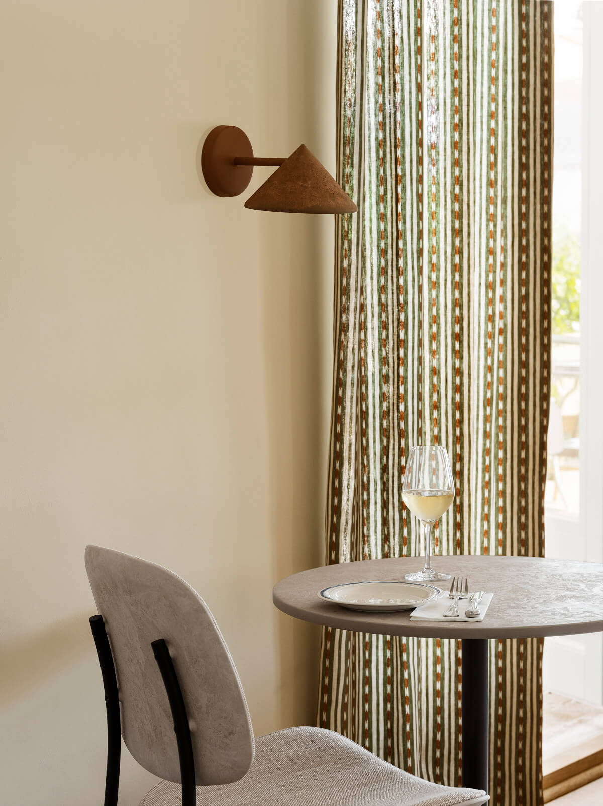Terra Wandleuchte, mit Kabel, coffee waste black