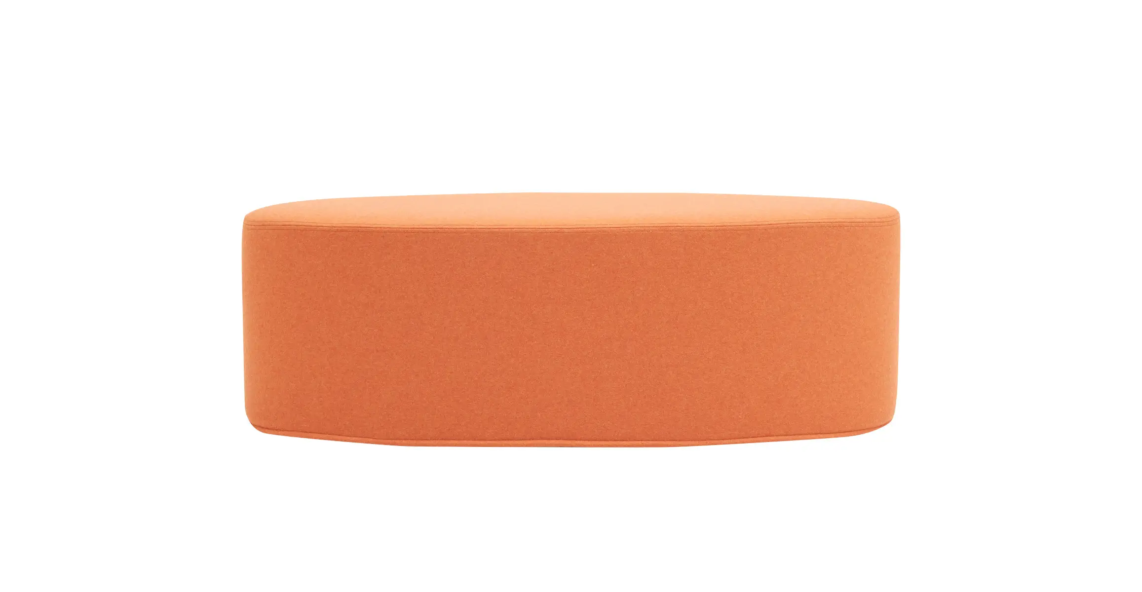 Softline Bon-Bon Hocker Medium in Orange aus seitlicher Perspektive mit ovaler, organisch geformter Sitzfläche und vollständig gepolstertem Korpus.