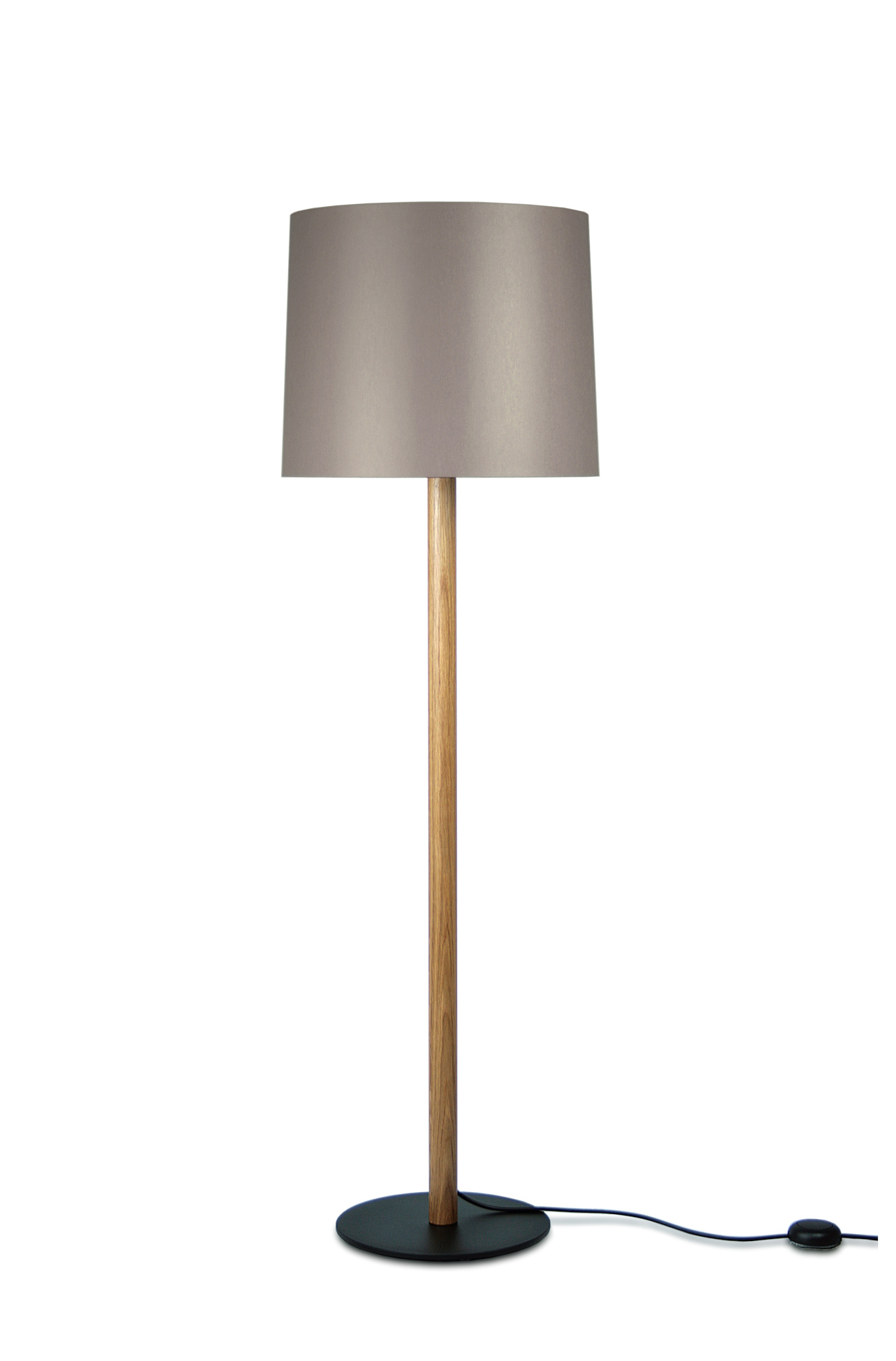 Miyu Medium Stehleuchte, eiche natur / bronzegrau