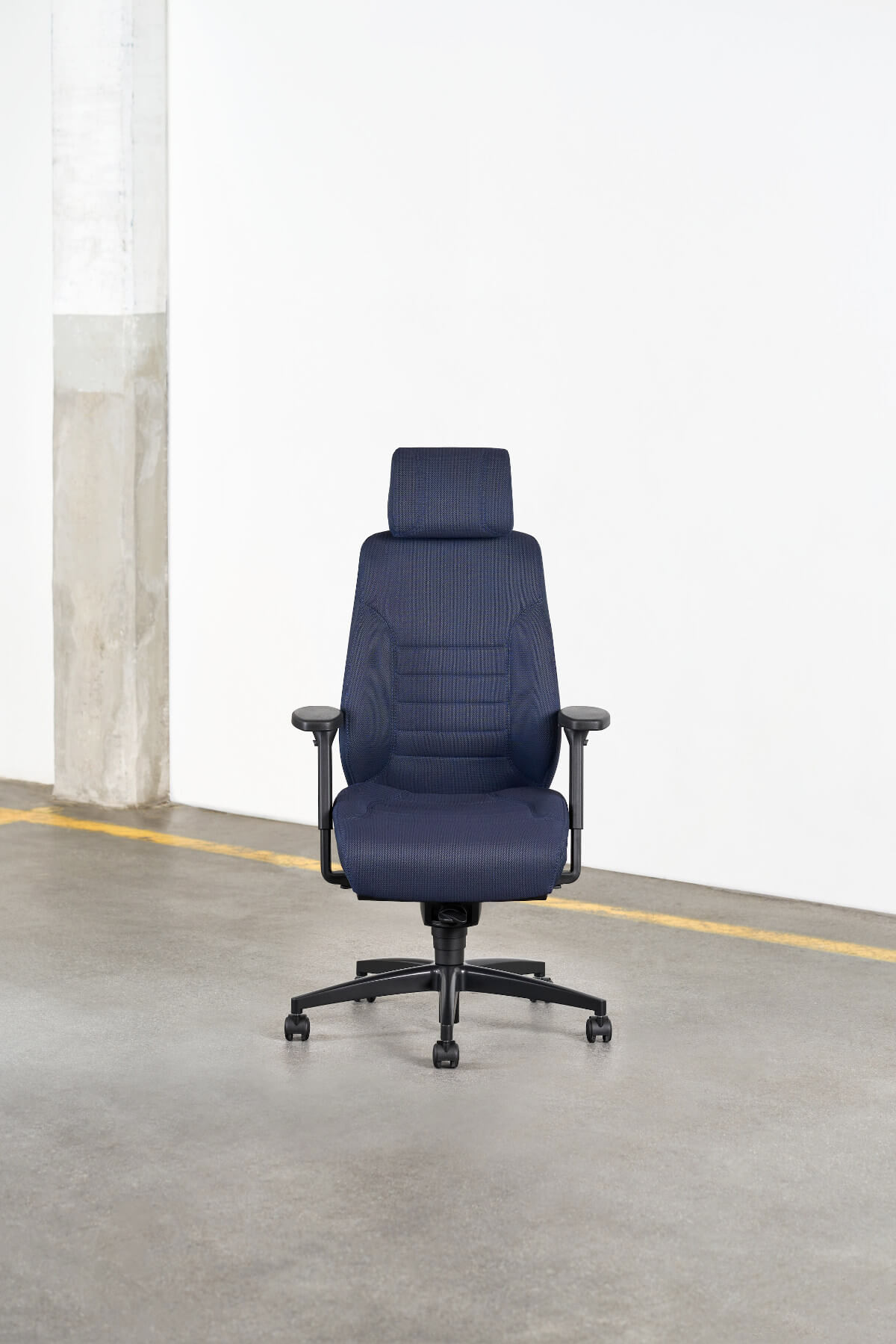 Giroflex 60-9829-24H 24 Stunden Bürostuhl für intensive Nutzung, ergonomisch, zuverlässig und für lange Sitzzeiten konzipiert