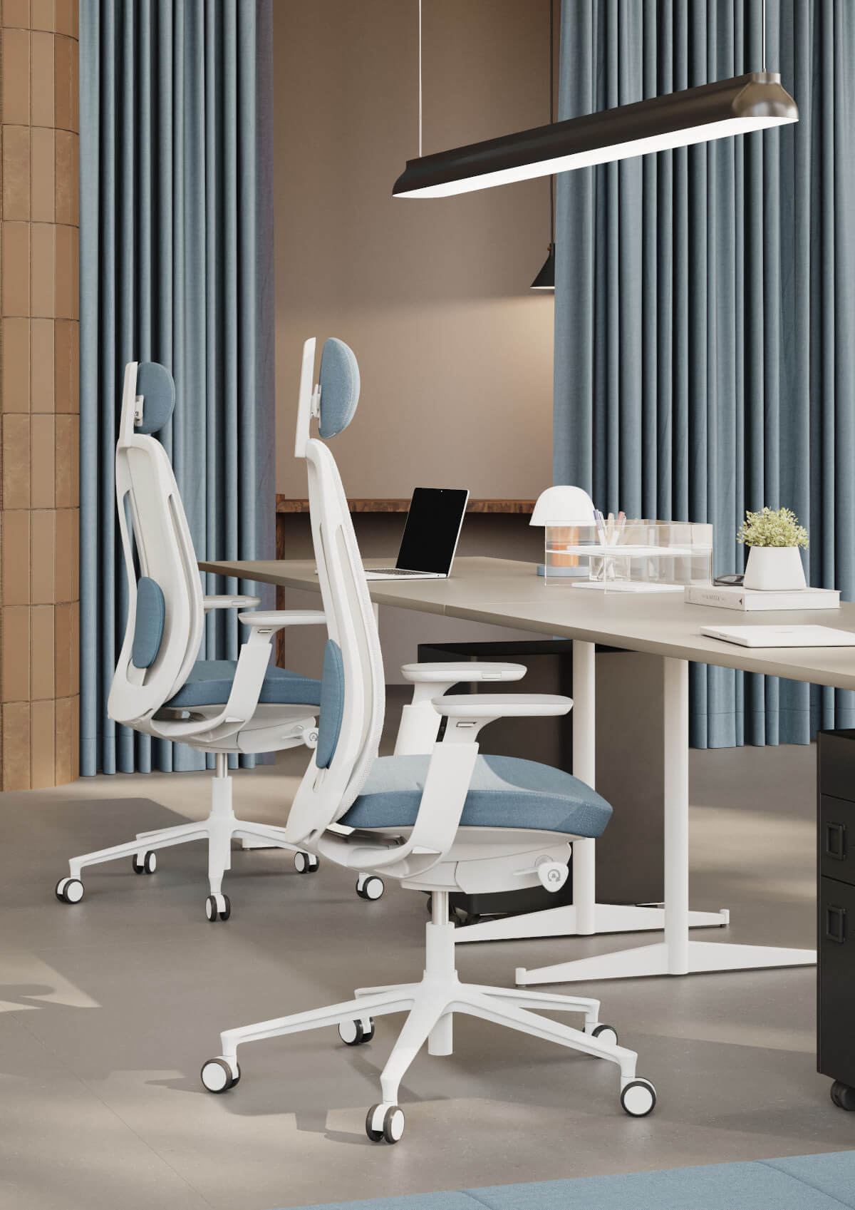 Profim Pace 151SFL Bürodrehstuhl mit ergonomischer Kopfstütze, Netzrückenlehne und gepolstertem Sitz