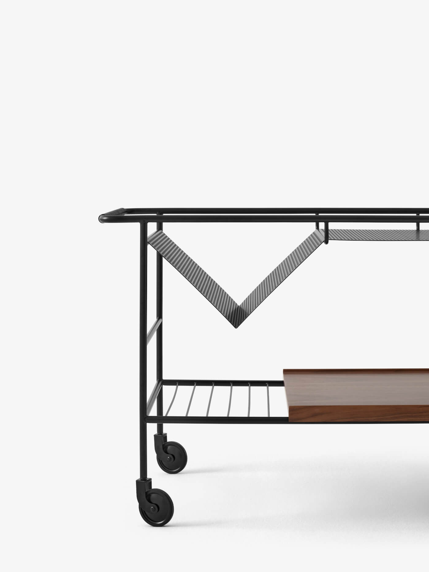 &Tradition Alima NDS1 Servierwagen mit schwarzem Stahlrahmen, Walnussplatte, elegant, skandinavisches Design