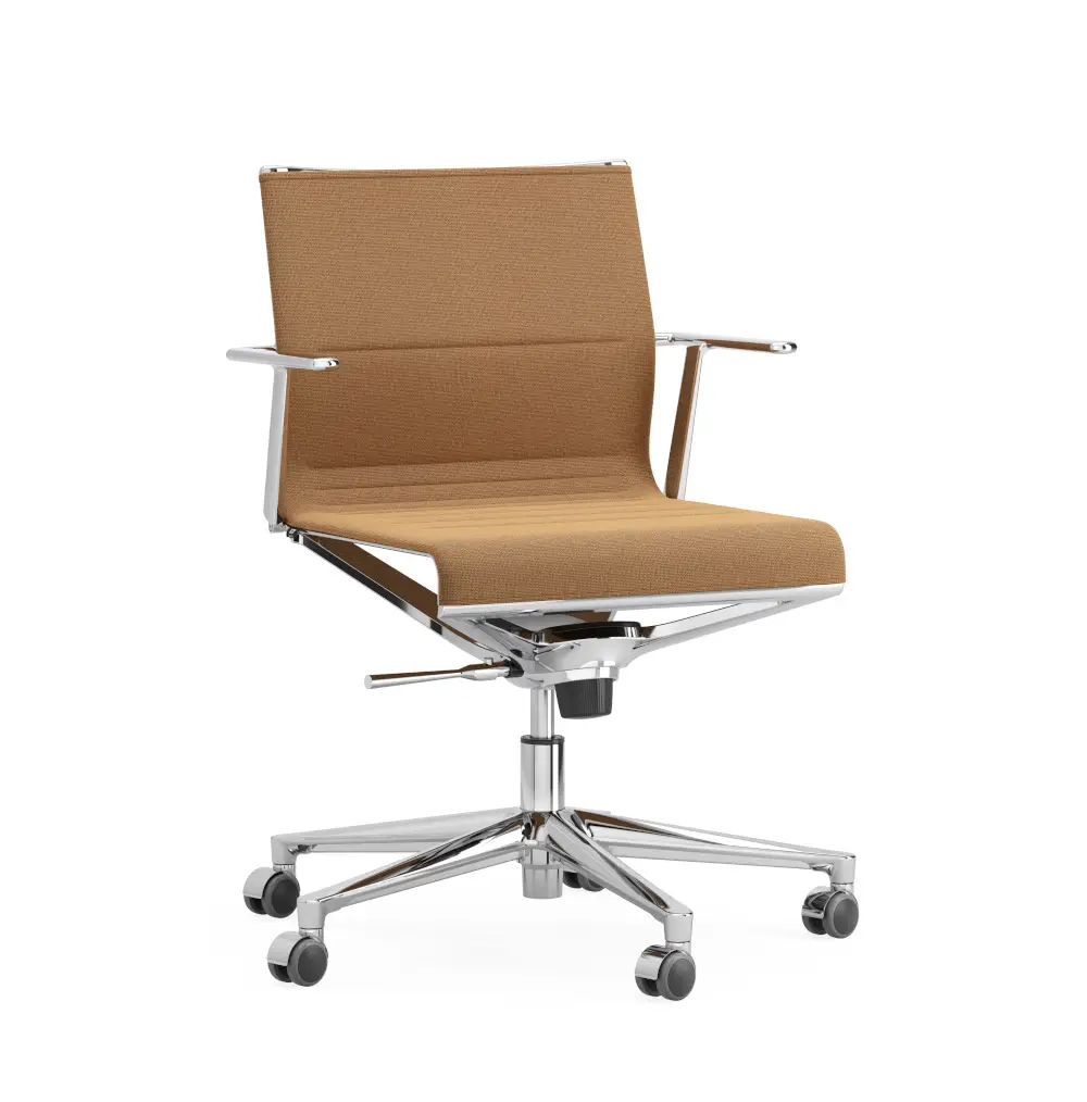 ICF Stick Chair 352 Low Back 5 Star Base Bürostuhl mit niedriger Rückenlehne, Armlehnen und Aluminium-Fußkreuz mit Rollen.