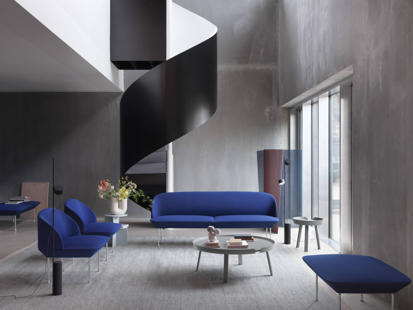 Muuto Around Couchtisch – minimalistisches Design für stilvolle Wohnzimmer Muuto Around Couchtisch aus hochwertigem Material mit minimalistischer, runder Form – ideal für moderne Wohnzimmer