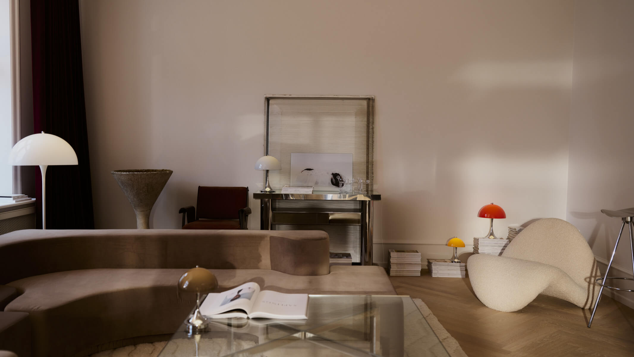 Panthella 160 Portable Tischleuchte von Louis Poulsen, kabellos, dimmbare LED, ikonisches skandinavisches Design