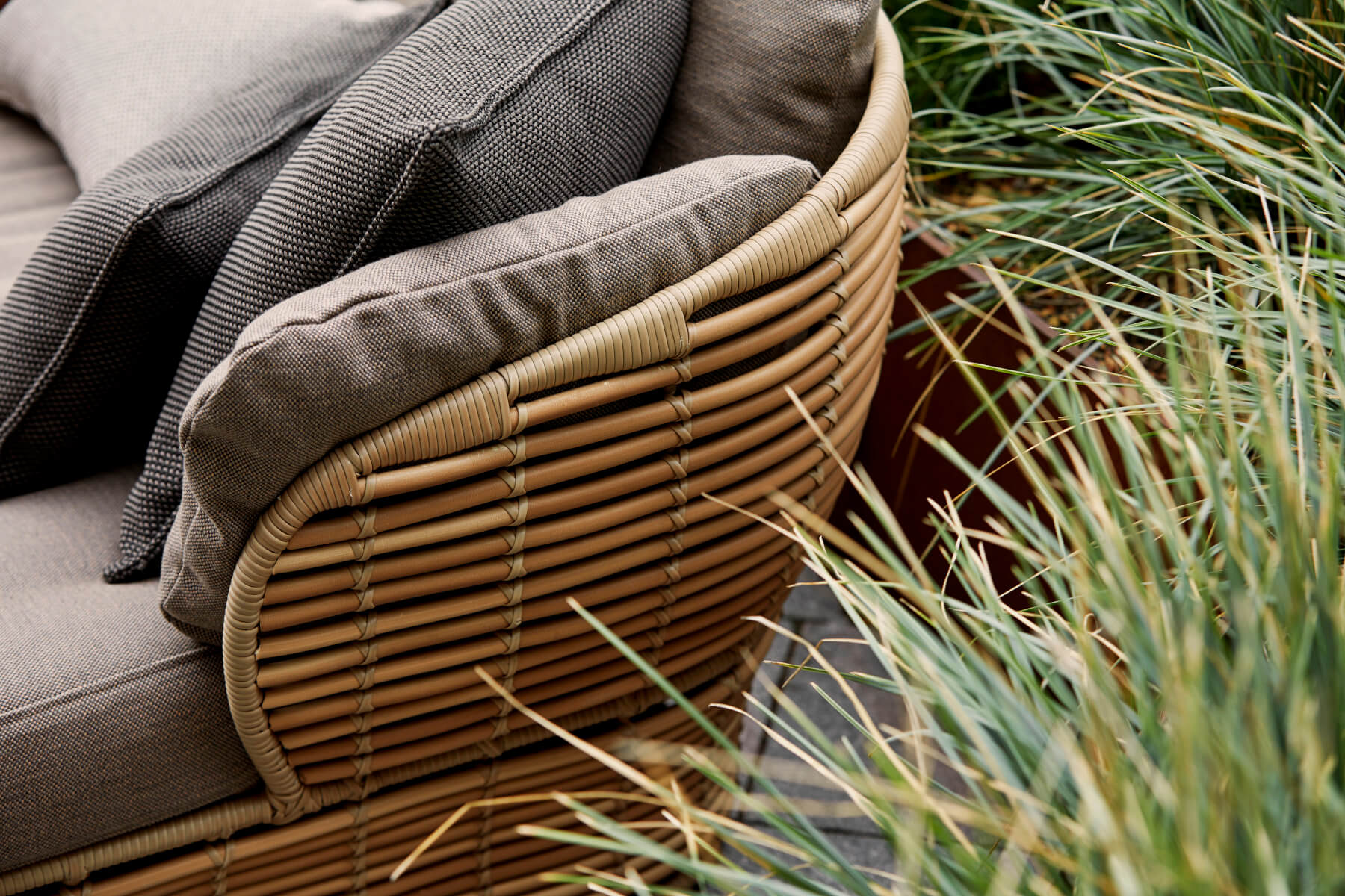 Basket Gartensofa 2-Sitzer, graphit / grau
