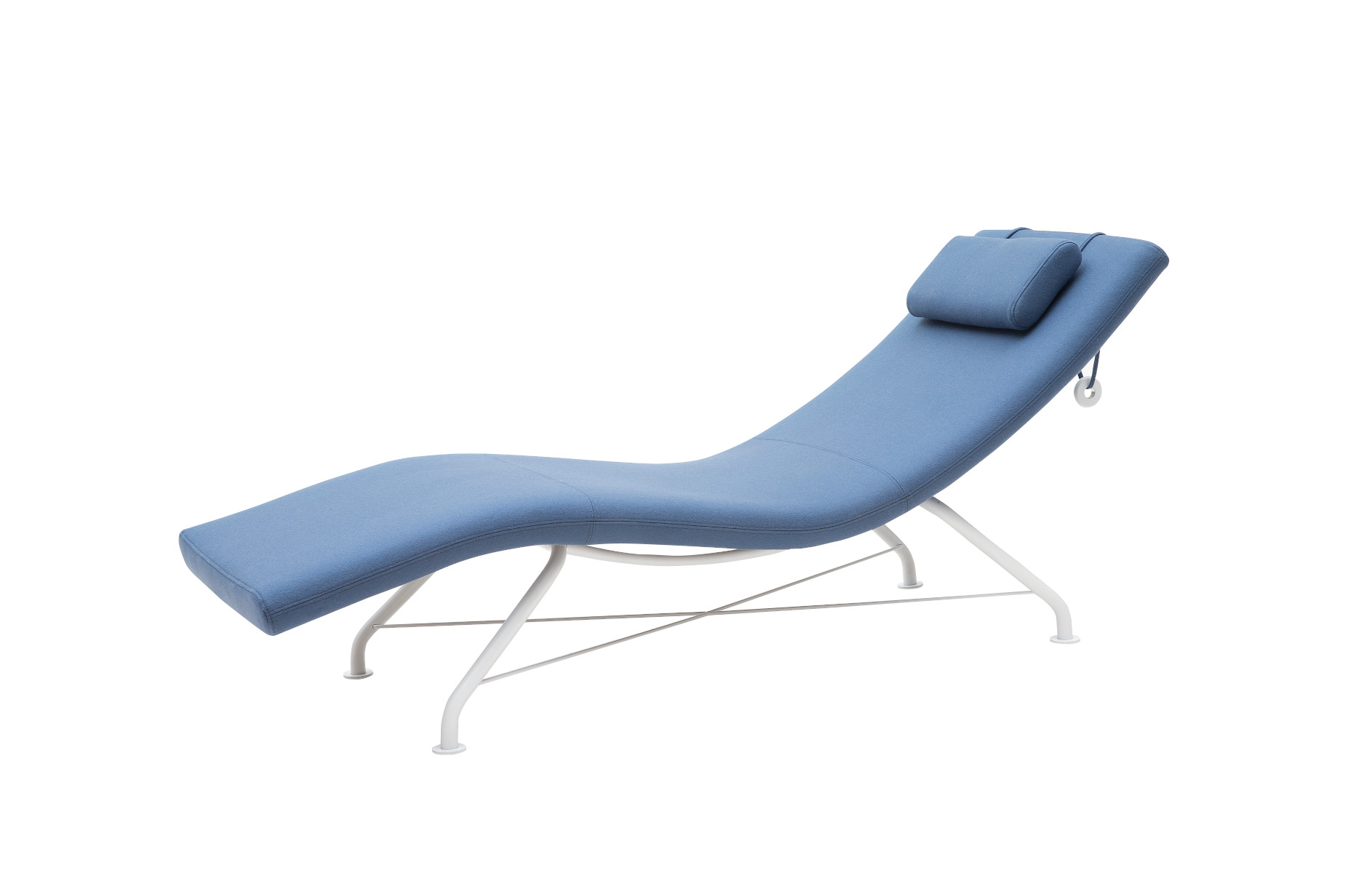 Softline Sense Liege mit ergonomischem Design, hochwertigem Polster und elegantem Bezug, ideal für Entspannung und Wellness