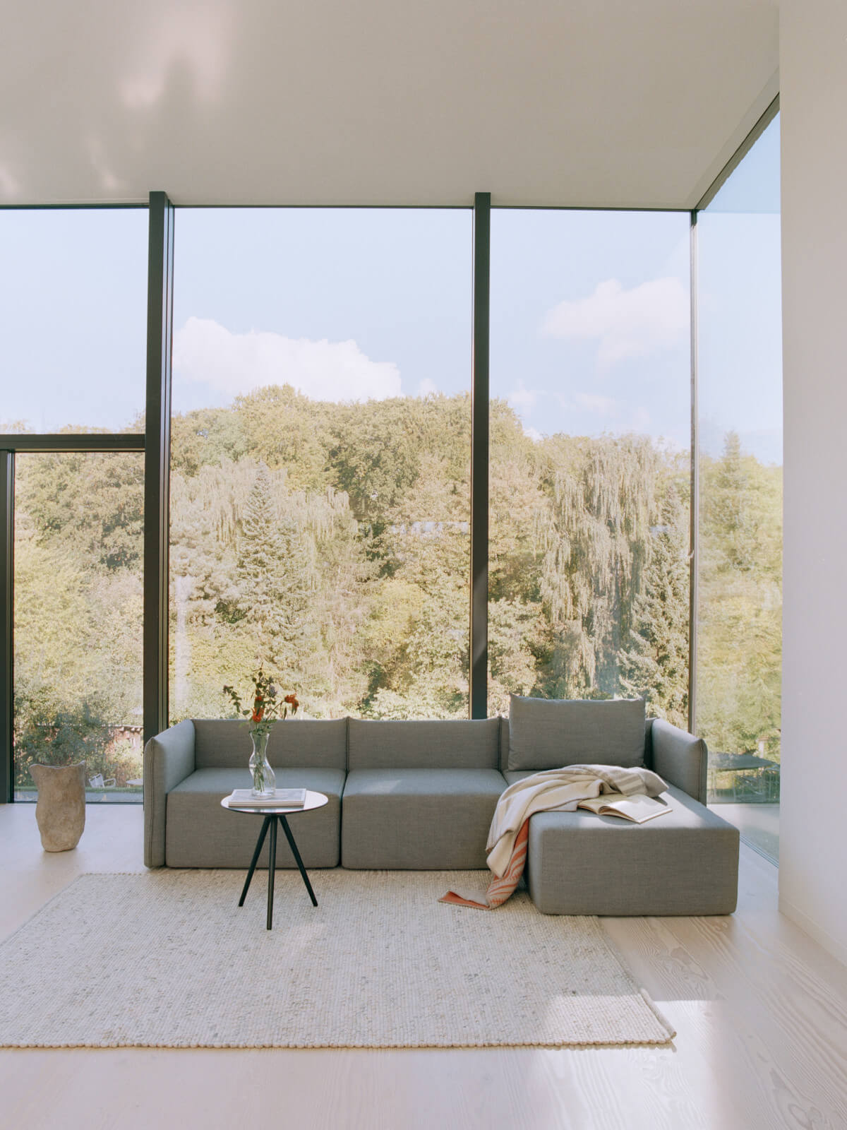 Softline Cape Sofa als modulares Sofa System mit klaren Linien, modernem Design und flexiblen Kombinationsmöglichkeiten