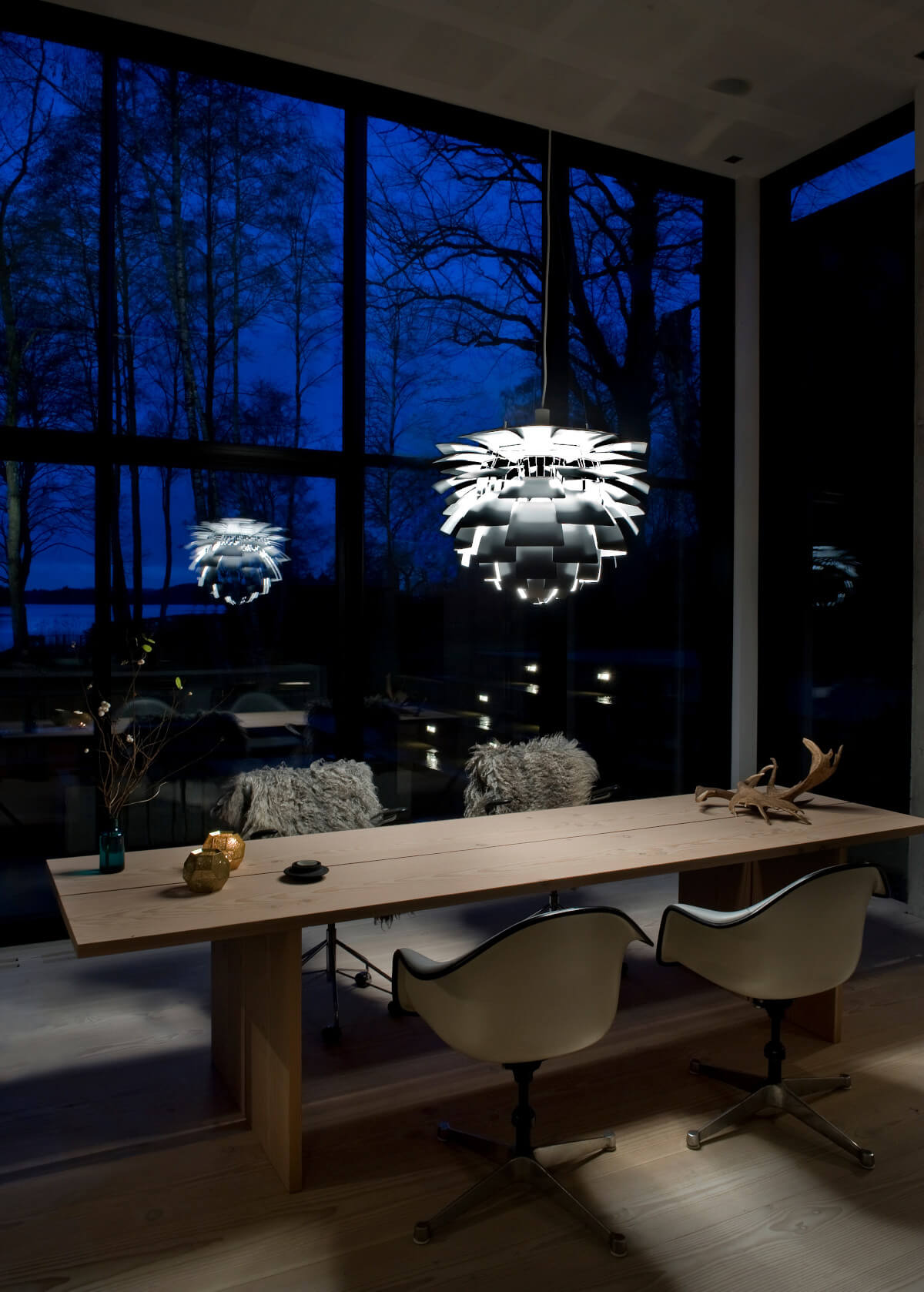 Exklusive PH Artichoke Hängeleuchte von Louis Poulsen für Designliebhaber und hochwertige Raumbeleuchtung.