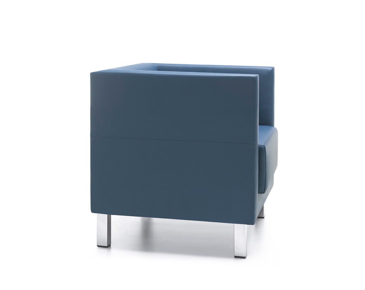 Vancouver Lite Sessel von Profim mit 4-Fuß Rahmen, bequem für Büro und Zuhause.