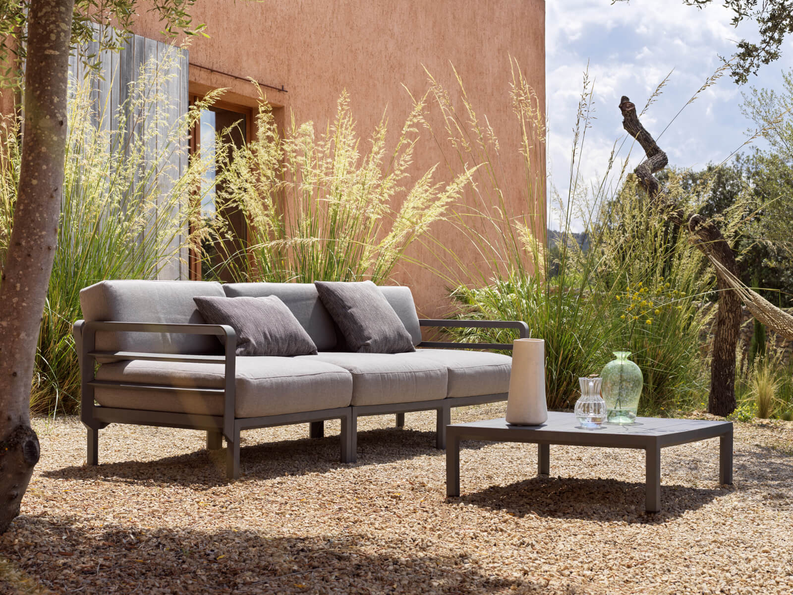 Maximo 5 Modulsofa Mittelelement – Modernes Italienisches Sofa Nardi Maximo 5 Mittelelement, kombinierbar, robust und komfortabel – italienisches Design für entspannte Outdoor-Momente