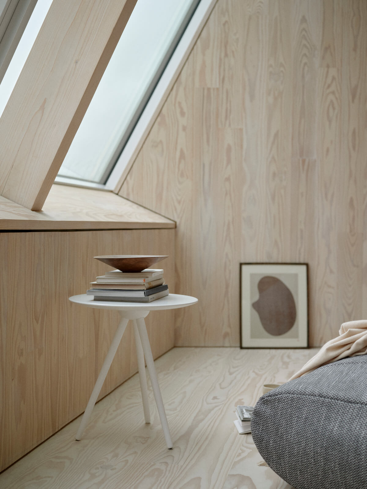 Softline Circoe Beistelltisch aus Holz, rund, modernes Design, vielseitig, stabil und platzsparend für Wohnzimmer