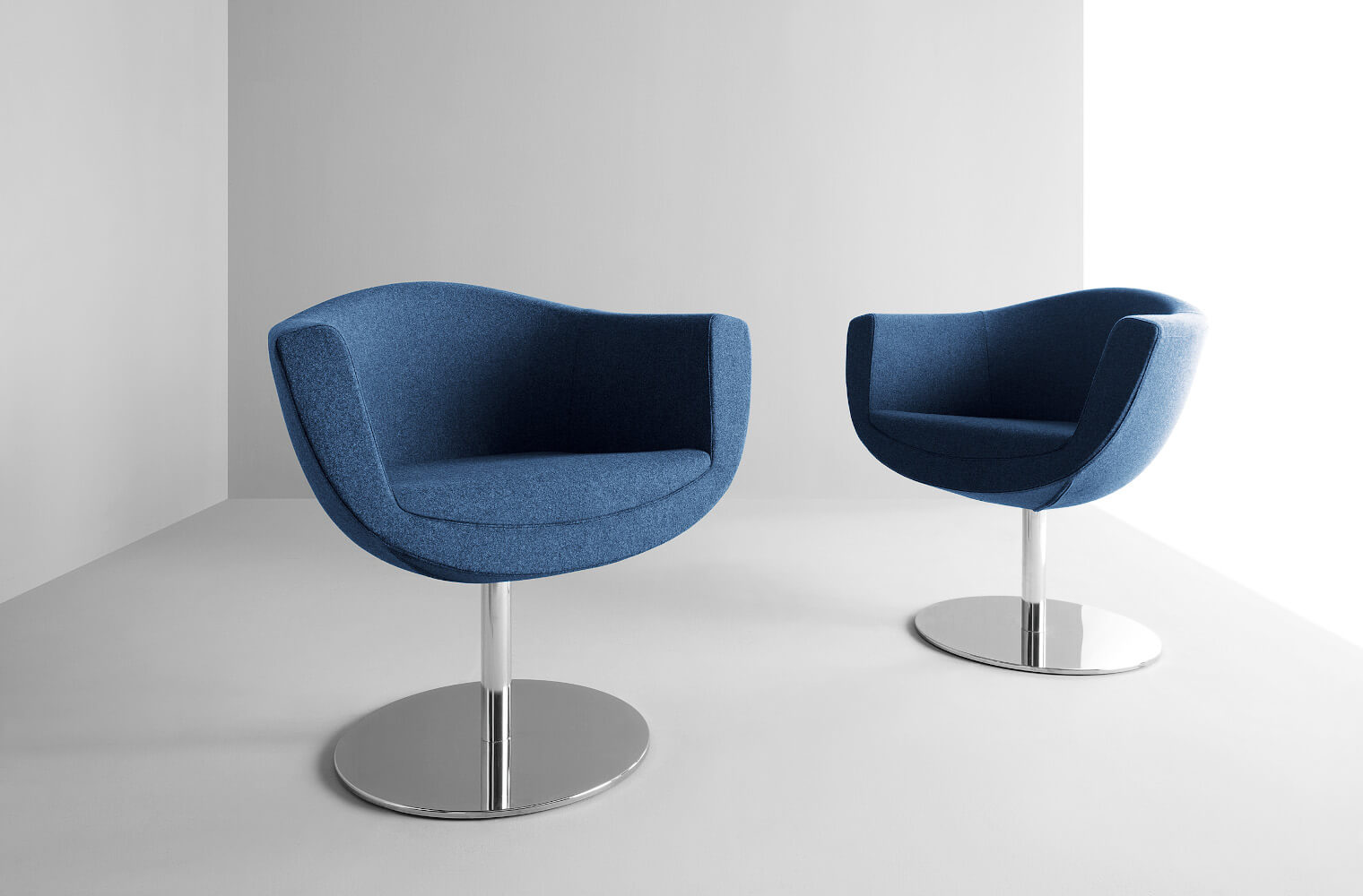 Profim Sorriso Sessel mit Tellerfuß