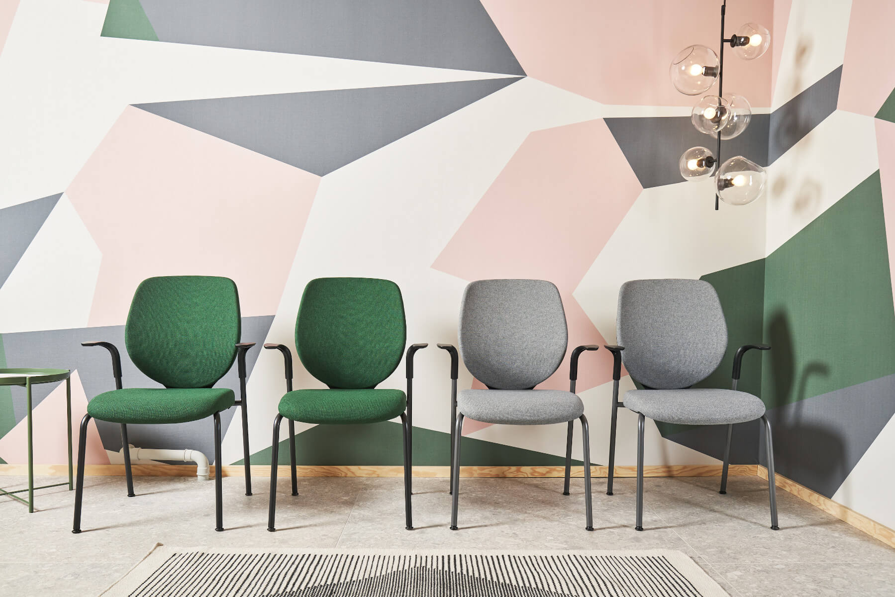 Giroflex 353-7003 Besucherstuhl ergonomischer Freischwinger mit Netzrücken