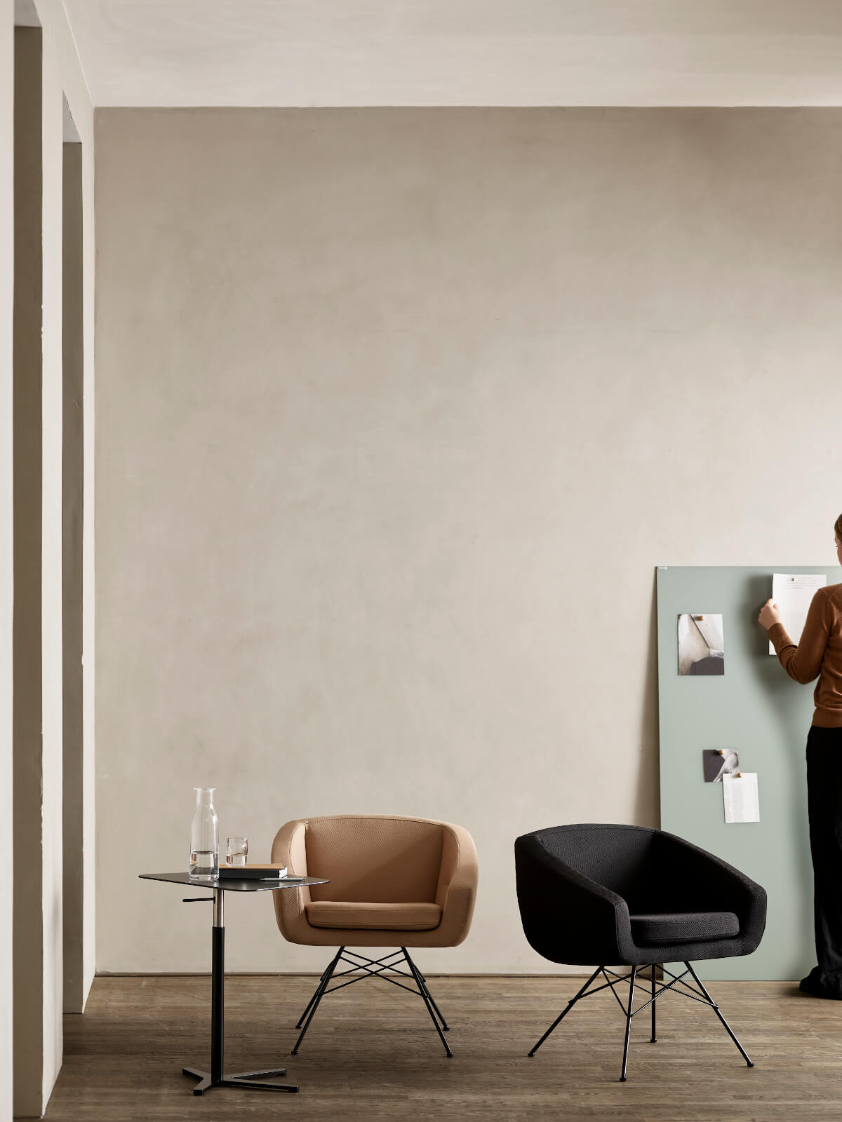 Aiko Sessel von Softline, stilvoller Polstersessel mit zeitlosem skandinavischem Design