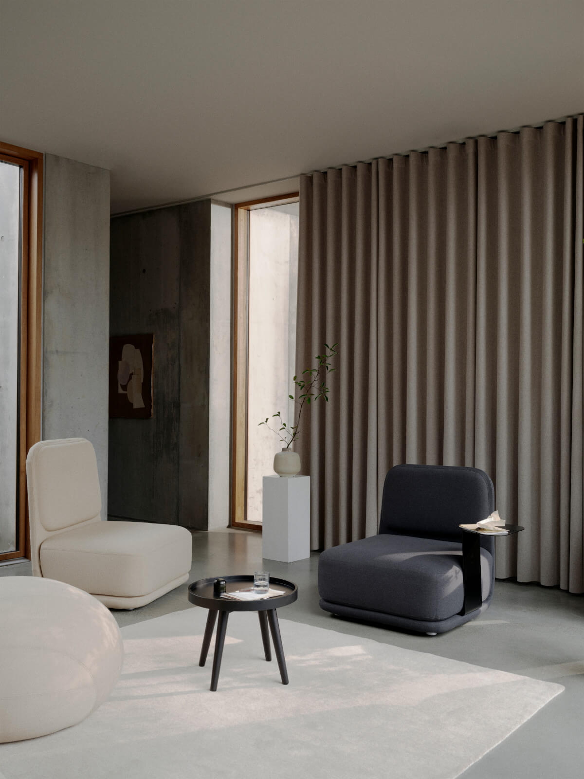 Standby Sessel medium von Softline, bequemer Design-Sessel mit Armlehnen, ideal für Wohn- und Objektbereiche