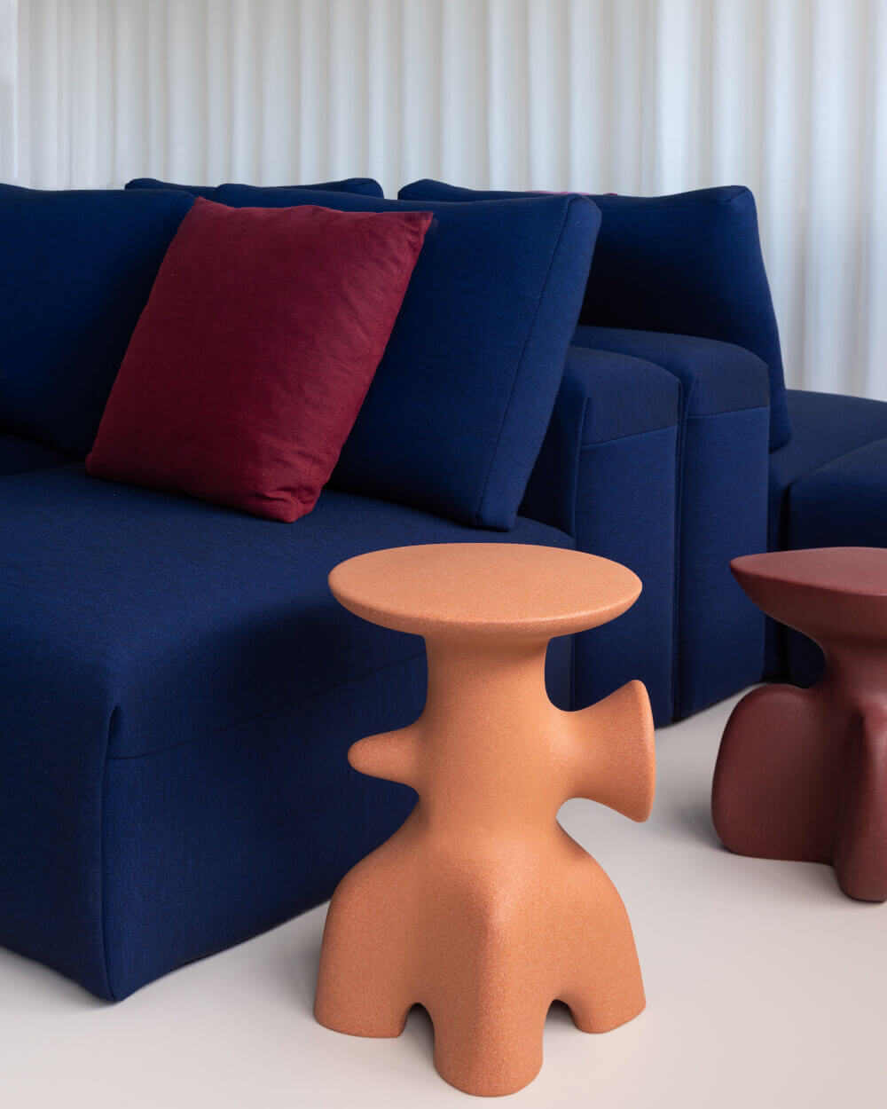 Archeo Hocker, hoch, terracotta orange