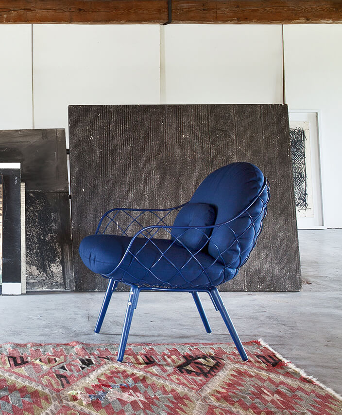 Magis Piña Sessel im modernen Wohnzimmer, bequem, hochwertig gefertigt in Italien – stilvolles Design für jeden Raum