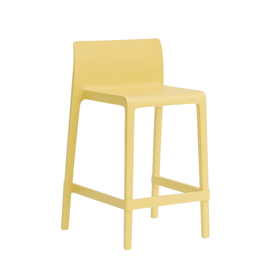 Pedrali Volt 677 Barhocker Gelb – moderner Designklassiker für drinnen & draußen Pedrali Volt 677 Barhocker in Gelb aus robustem Kunststoff – stapelbar, wetterfest und ideal für Innen- und Außenbereiche