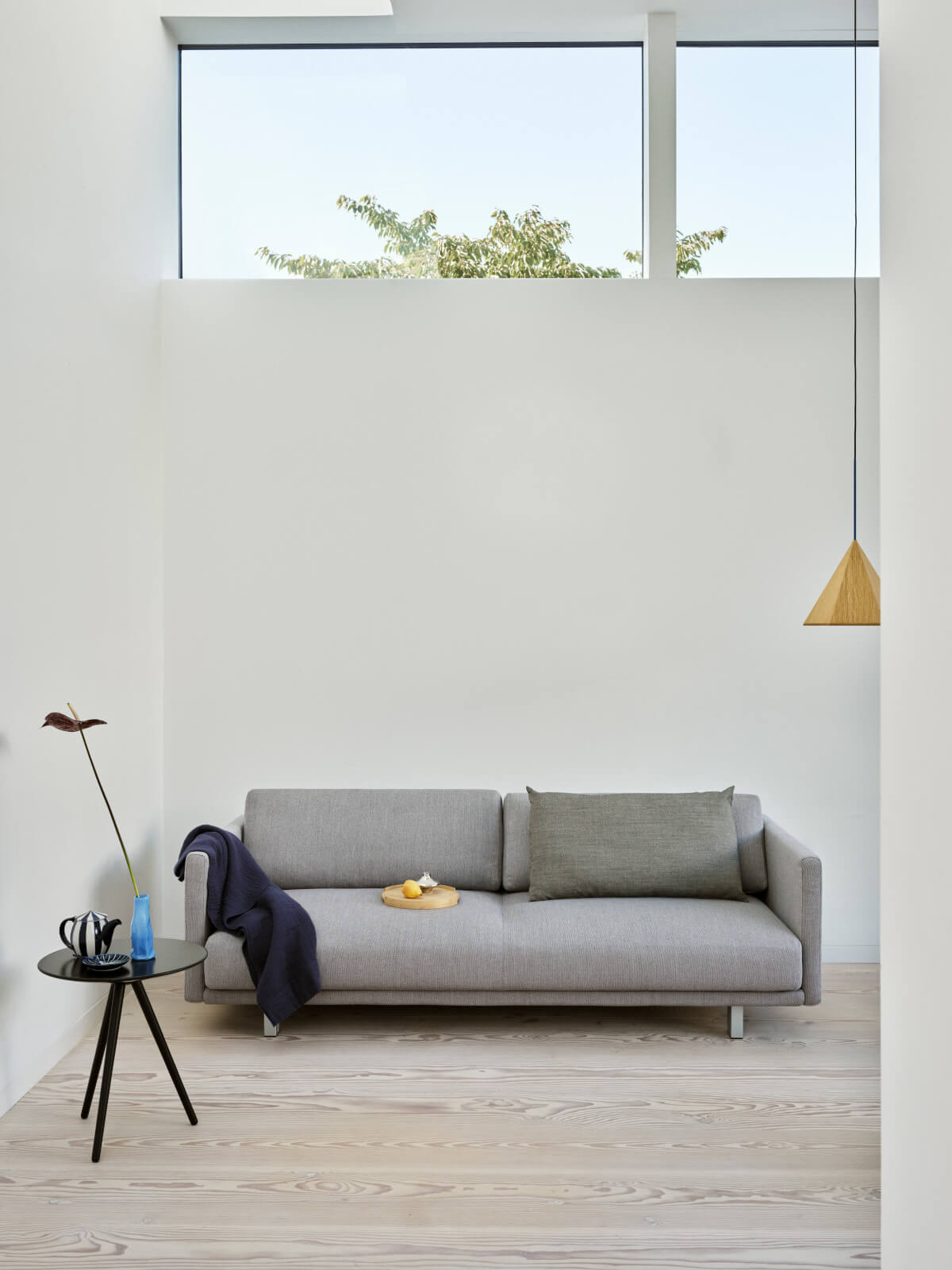 Elegantes Softline Meghan Sofa mit großzügiger Sitzfläche und zeitlosem Look für Wohnzimmer