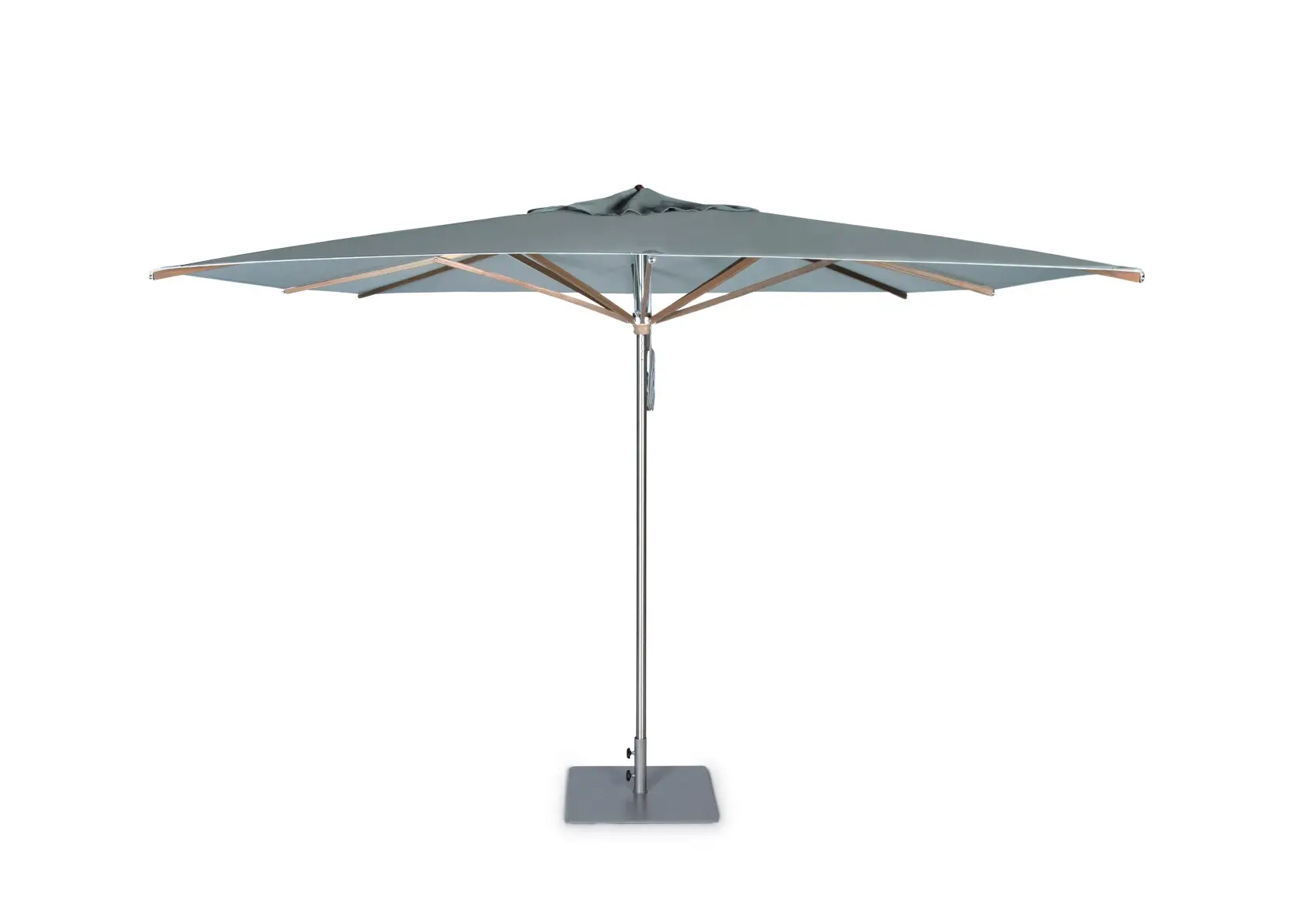 Geöffneter Weishäupl Trendschirm 350 x 350 cm in Eukalyptus mit Edelstahlmast und quadratischem Schirmdach