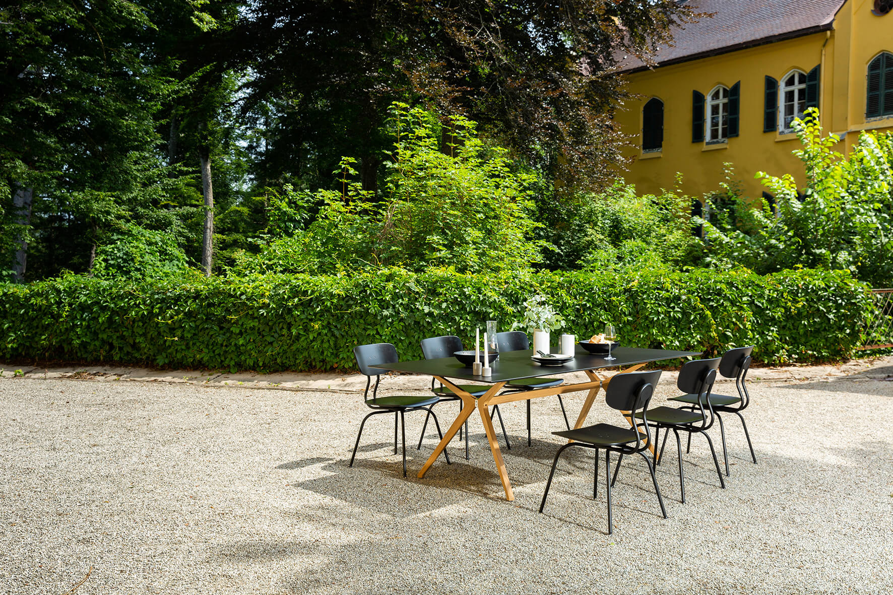 Wagner W-1970 Stuhl, zeitgemäßer Designklassiker für anspruchsvolle Einrichtung mit Komfort und klarer, architektonischer Linie