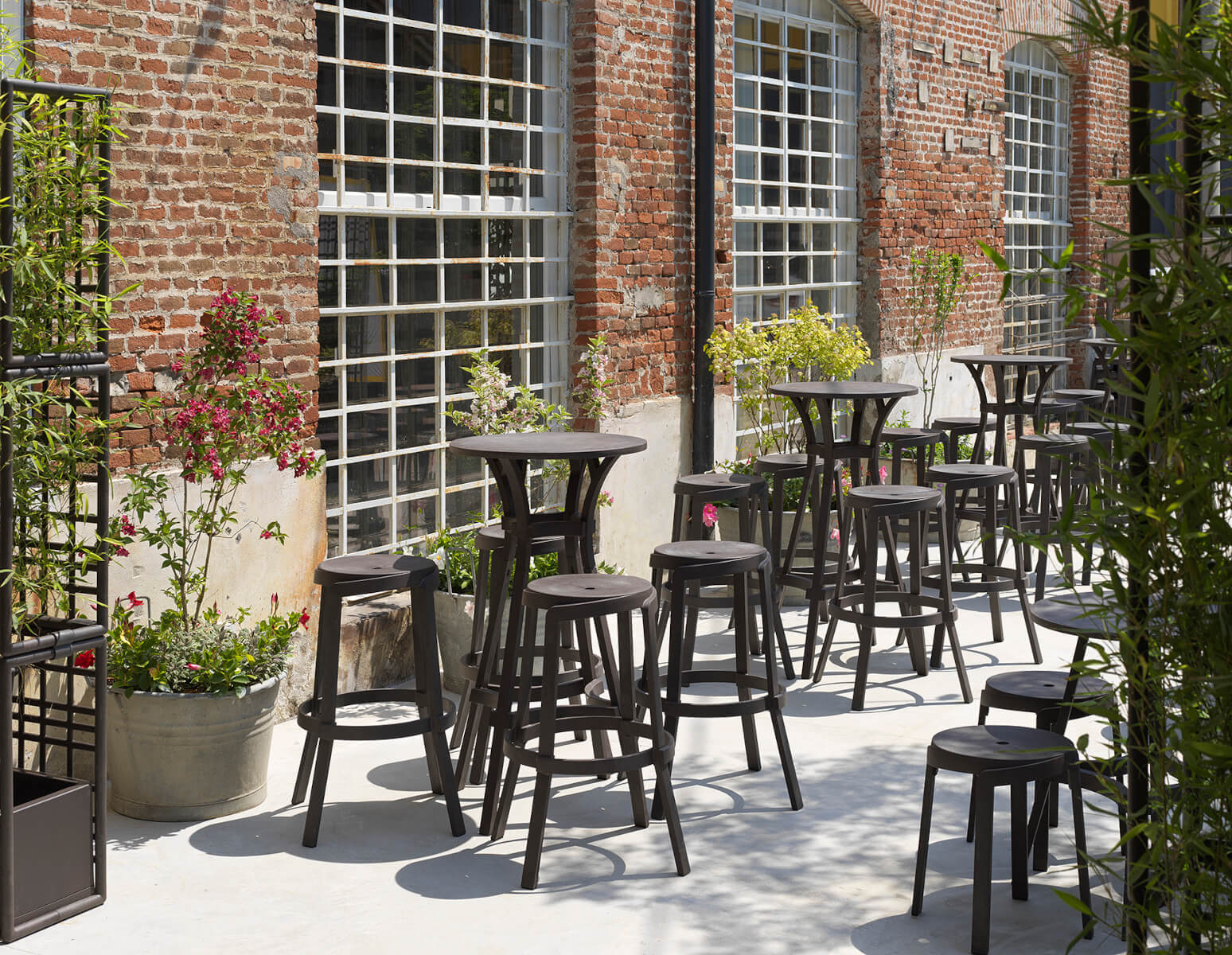 Nardi Combo Tisch – Stilvolle Terrasse & Garten Nardi Combo Tisch im Terrassenbereich, flexibel einsetzbar, wetterfest und hochwertig – Made in Italy