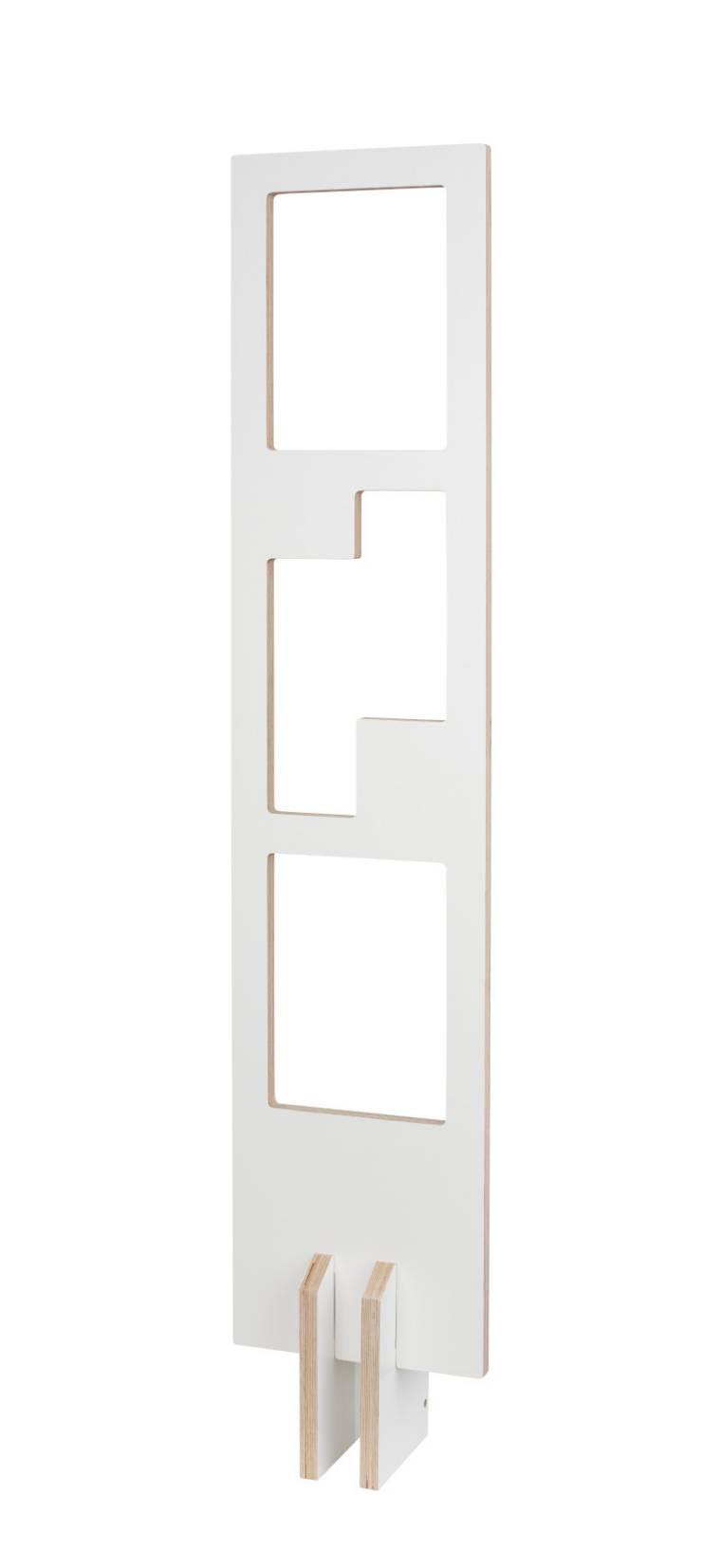 Lesestoff Bücherregal