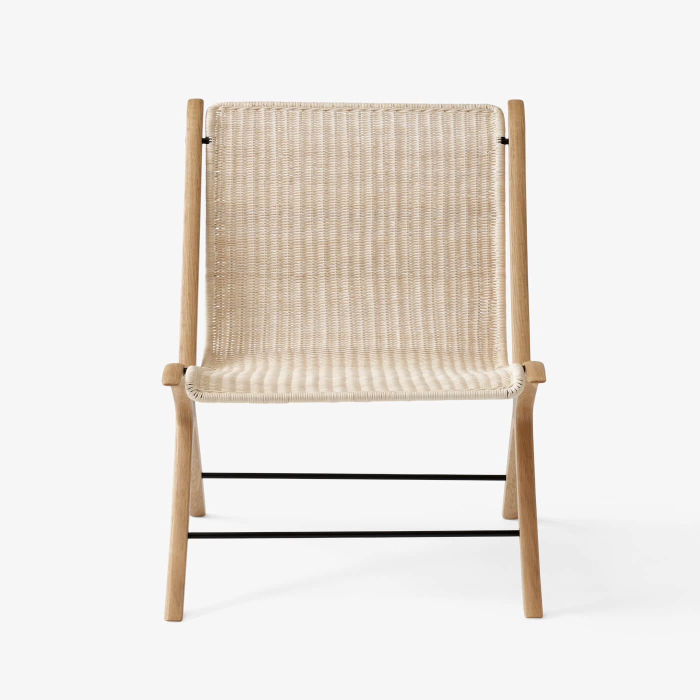 X HM10 Lounge Chair, eiche lackiert / rattan natur