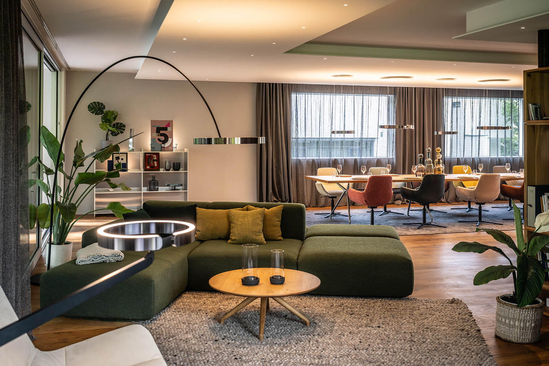 Wagner W-Club Sessel mit stufenloser Höhenverstellung und stabilem Holzgestell, moderner Komfortstuhl für jeden Arbeitsplatz