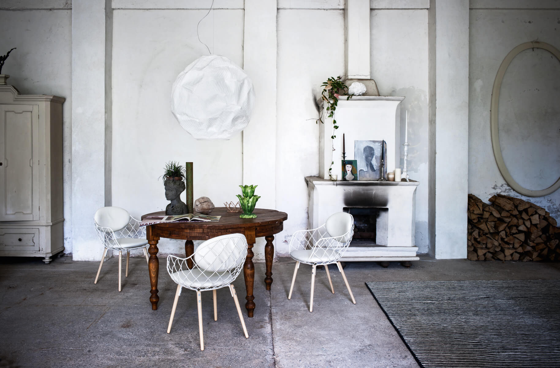 Magis Piña Stuhl im modernen Essbereich, leicht, elegant und hochwertig – italienisches Design für jeden Raum