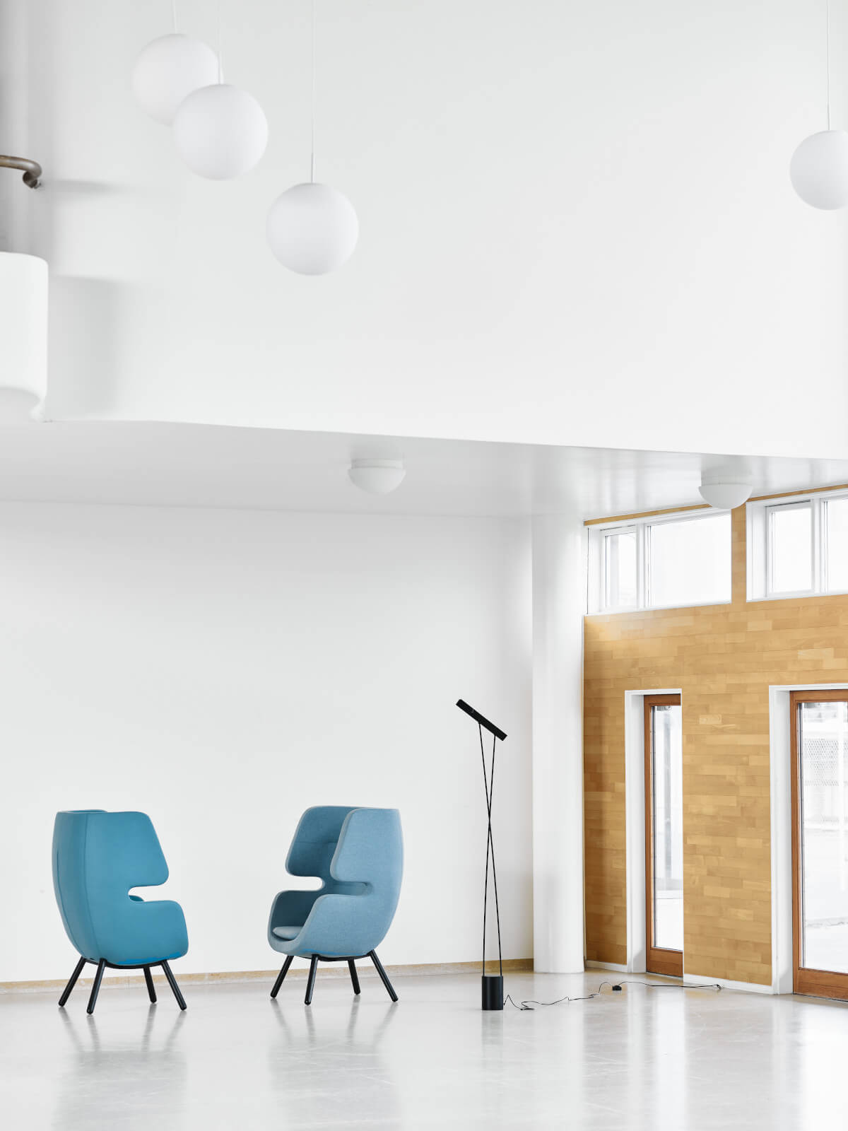 Softline Moai Loungesessel, hochwertiger Designer-Sessel mit weicher Polsterung und moderner Form