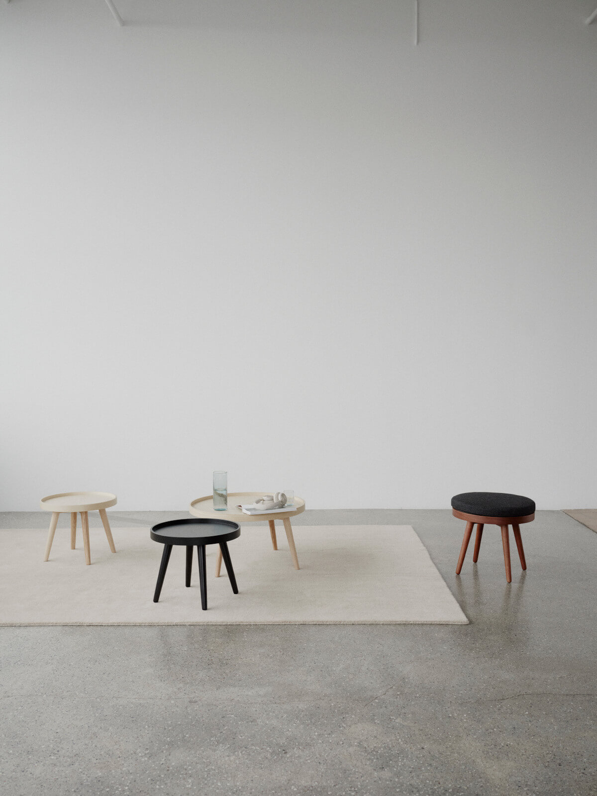 Großes Softline Alma Kissen, weicher Komfort, ideal für Alma Beistelltisch, modernes skandinavisches Design