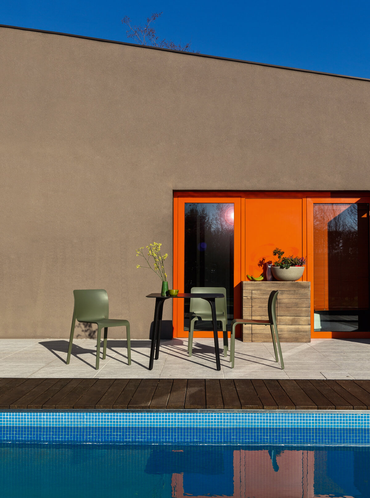 Magis First Stuhl im modernen Esszimmer, leicht, stapelbar, hochwertig verarbeitet – stilvolles italienisches Design