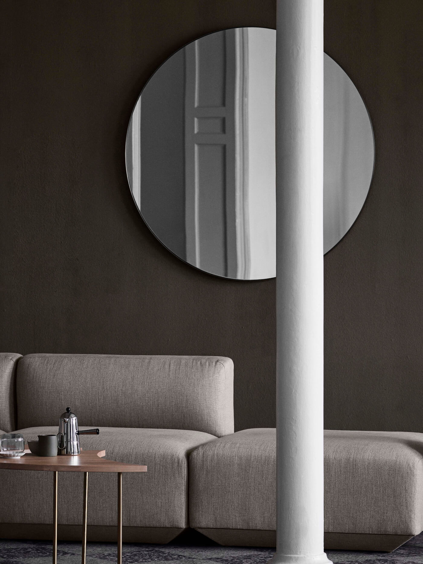 Eleganter &Tradition Amore Spiegel, modern und zeitlos, setzt stilvolle Akzente im Wohn- oder Schlafbereich